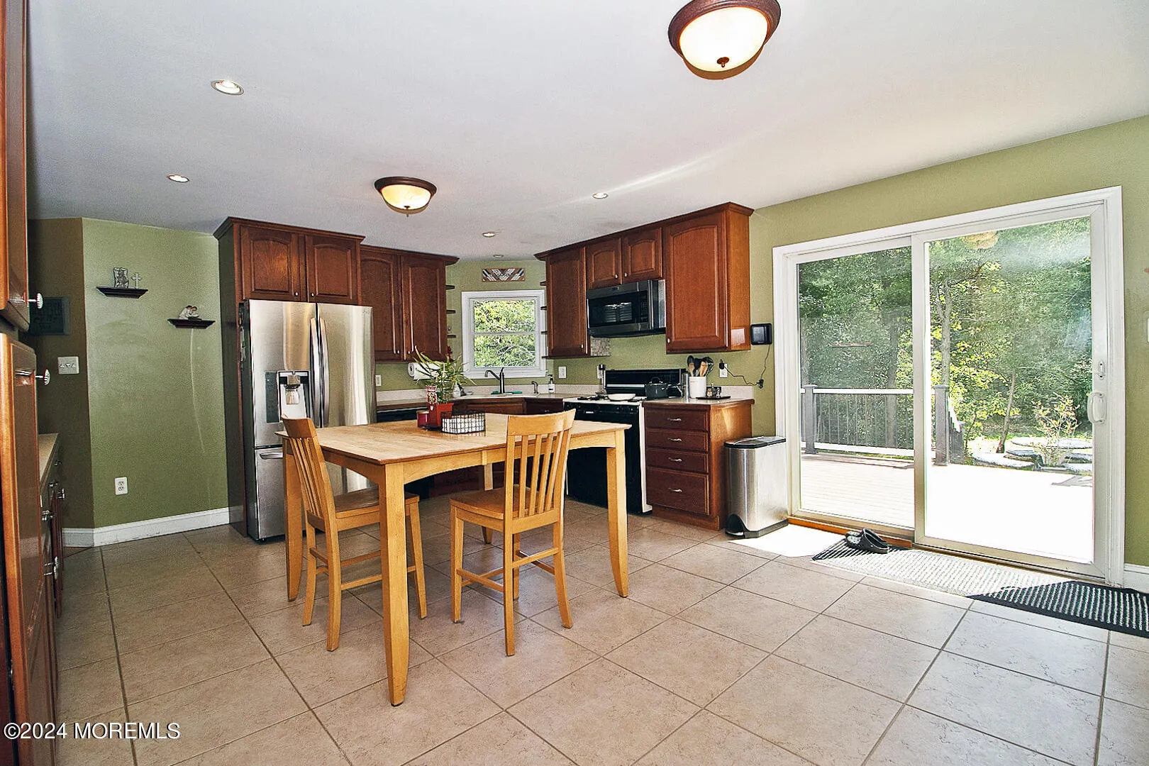 West Creek, New Jersey 08092, United States, 4 Bedrooms Bedrooms, ,3 BathroomsBathrooms,Residential,Pending,46585