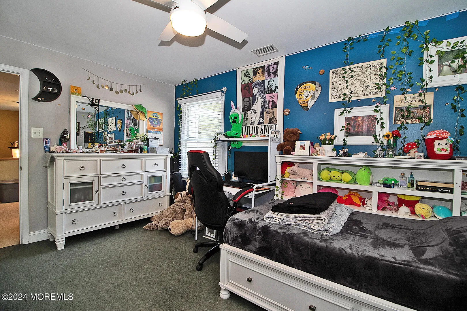 West Creek, New Jersey 08092, United States, 4 Bedrooms Bedrooms, ,3 BathroomsBathrooms,Residential,Pending,46585