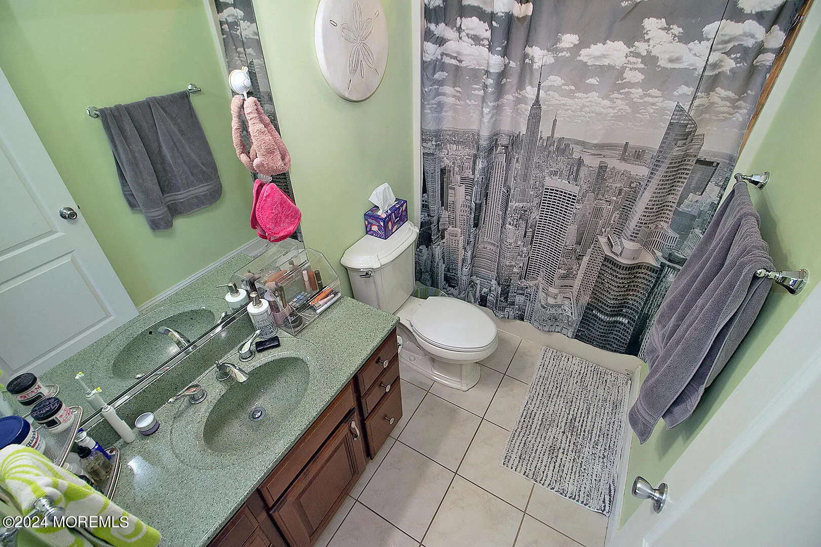 West Creek, New Jersey 08092, United States, 4 Bedrooms Bedrooms, ,3 BathroomsBathrooms,Residential,Pending,46585