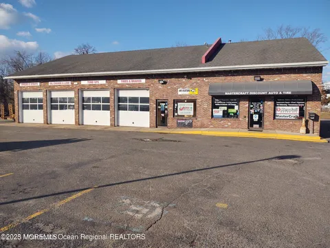 MLS: 22505520