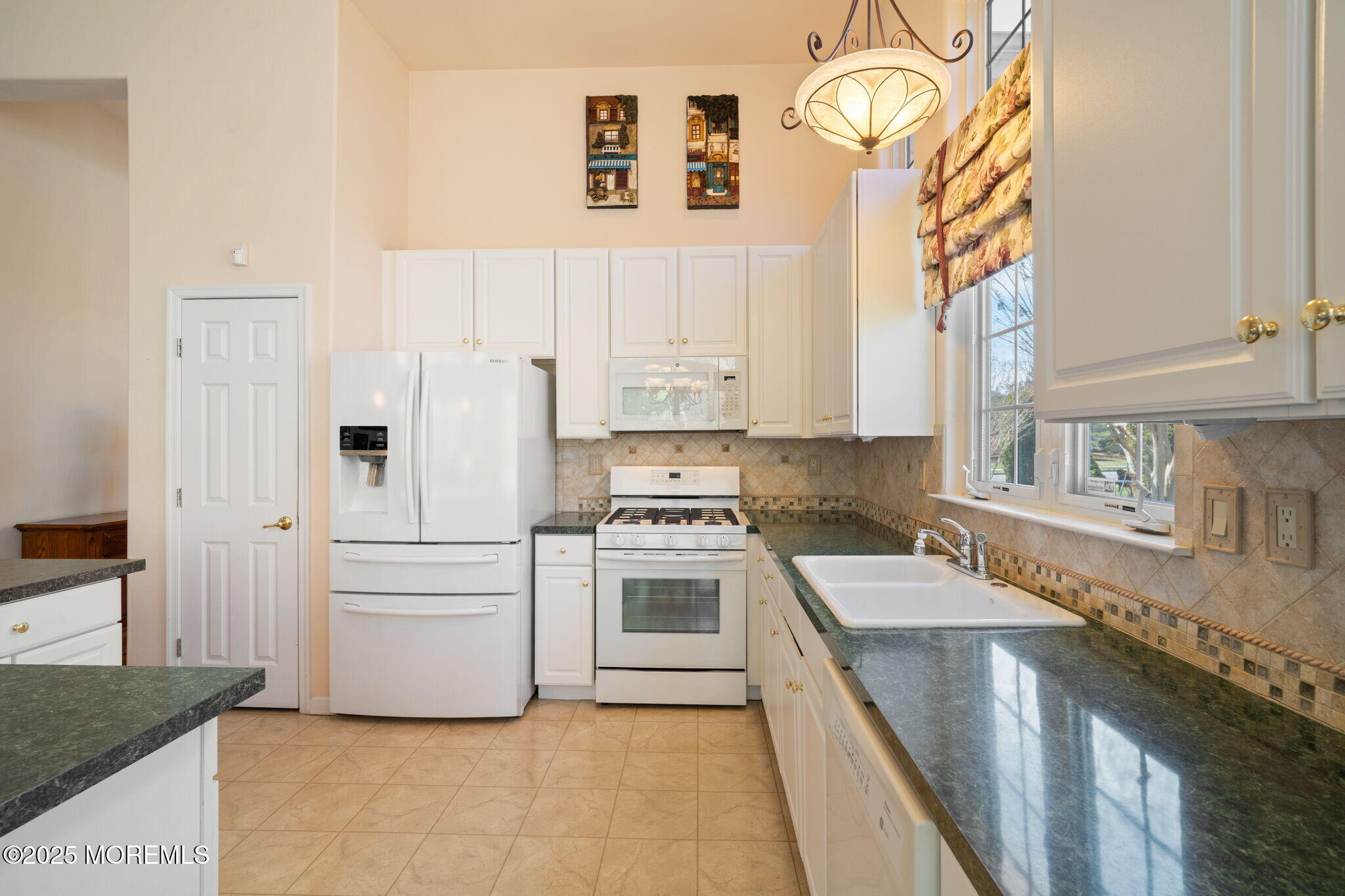 16 Frog Pond Drive, Barnegat, New Jersey image 10