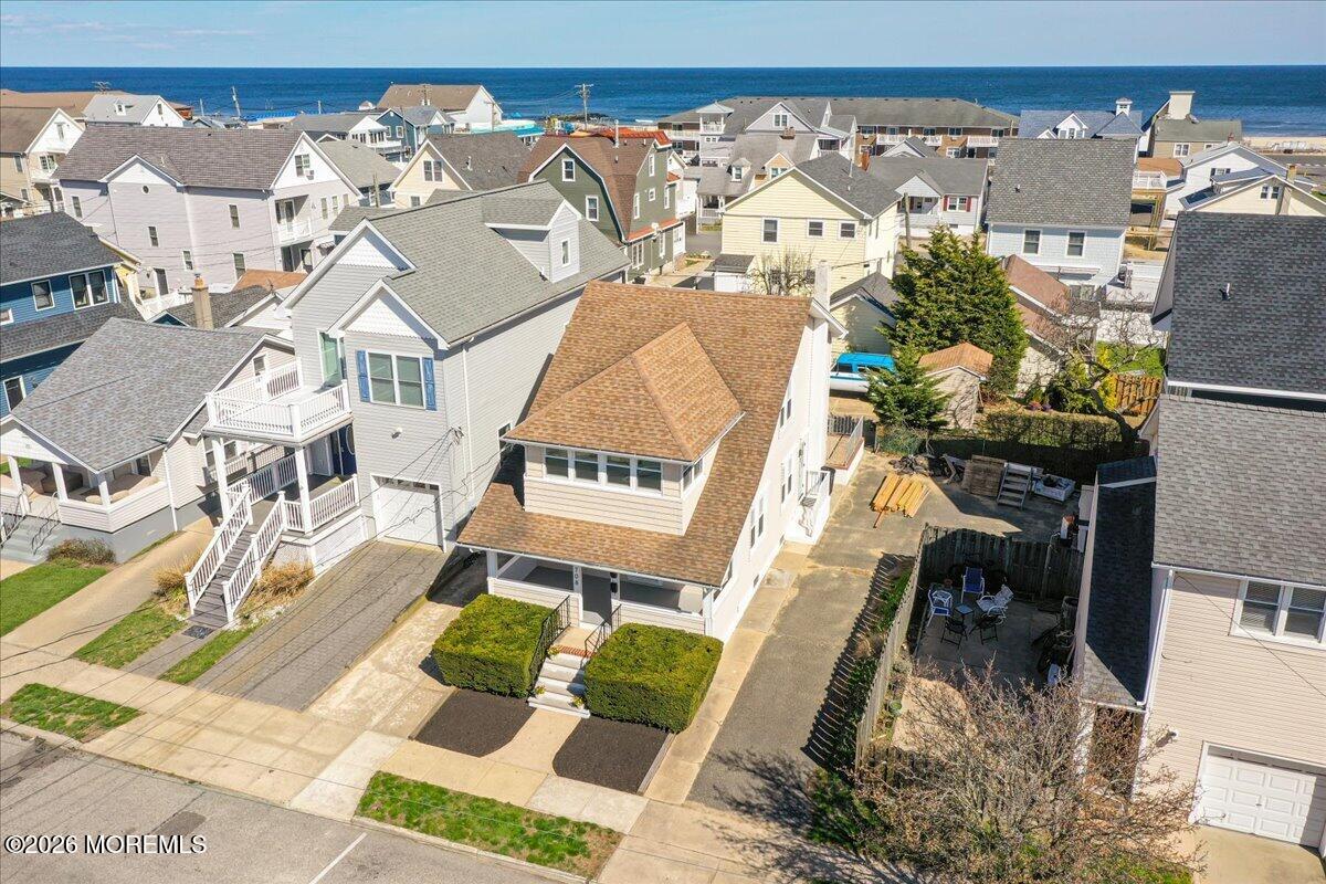 Belmar, New Jersey, 07719, United States, 5 Bedrooms Bedrooms, ,2 BathroomsBathrooms,Residential,Active,2035139