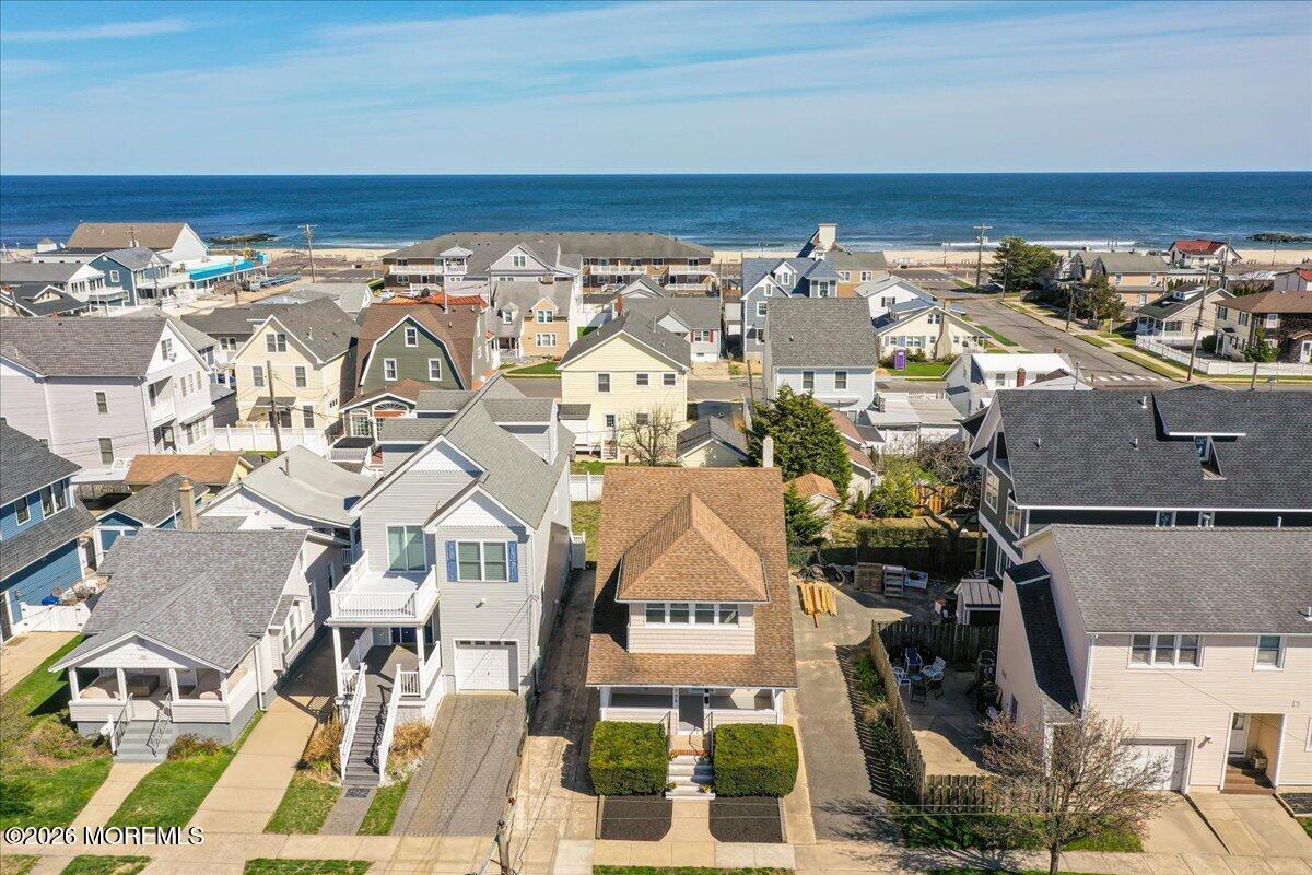 Belmar, New Jersey, 07719, United States, 5 Bedrooms Bedrooms, ,2 BathroomsBathrooms,Residential,Active,2035139