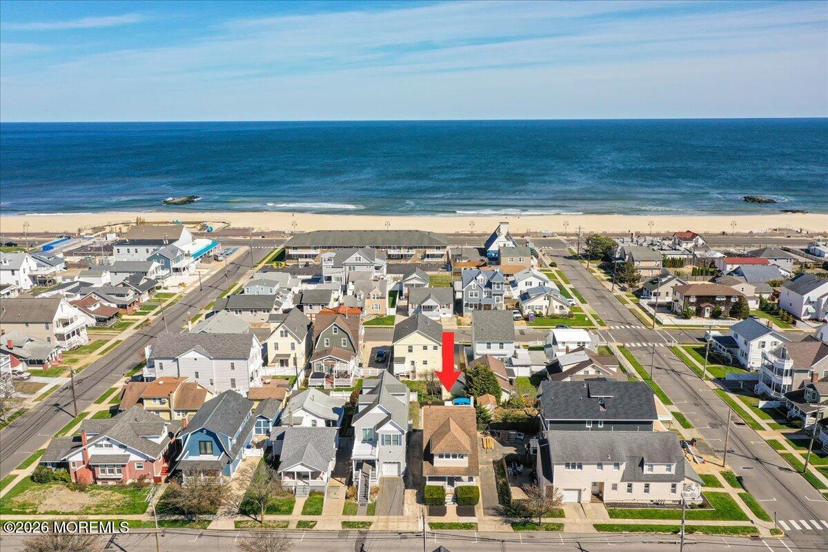 Belmar, New Jersey, 07719, United States, 5 Bedrooms Bedrooms, ,2 BathroomsBathrooms,Residential,Active,2035139
