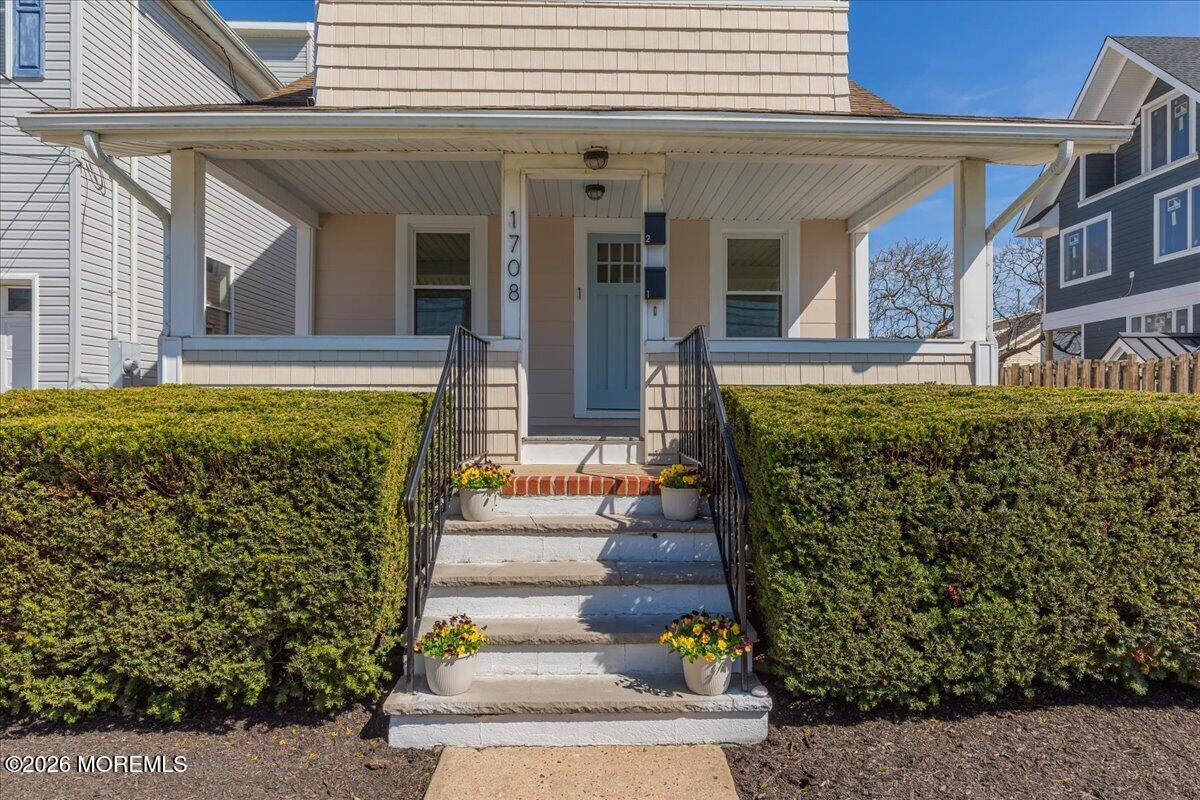 Belmar, New Jersey, 07719, United States, 5 Bedrooms Bedrooms, ,2 BathroomsBathrooms,Residential,Active,2035139