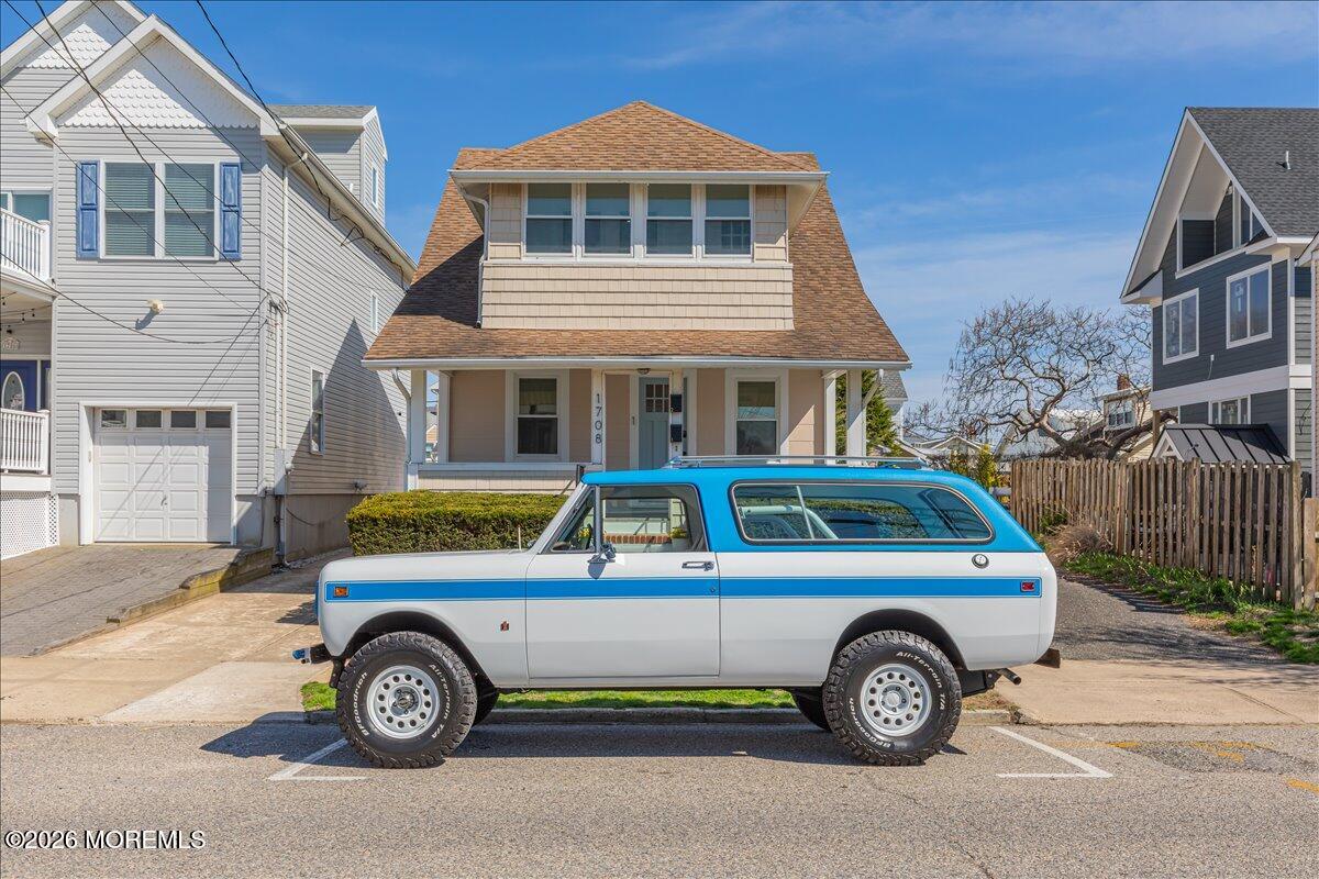 Belmar, New Jersey, 07719, United States, 5 Bedrooms Bedrooms, ,2 BathroomsBathrooms,Residential,Active,2035139