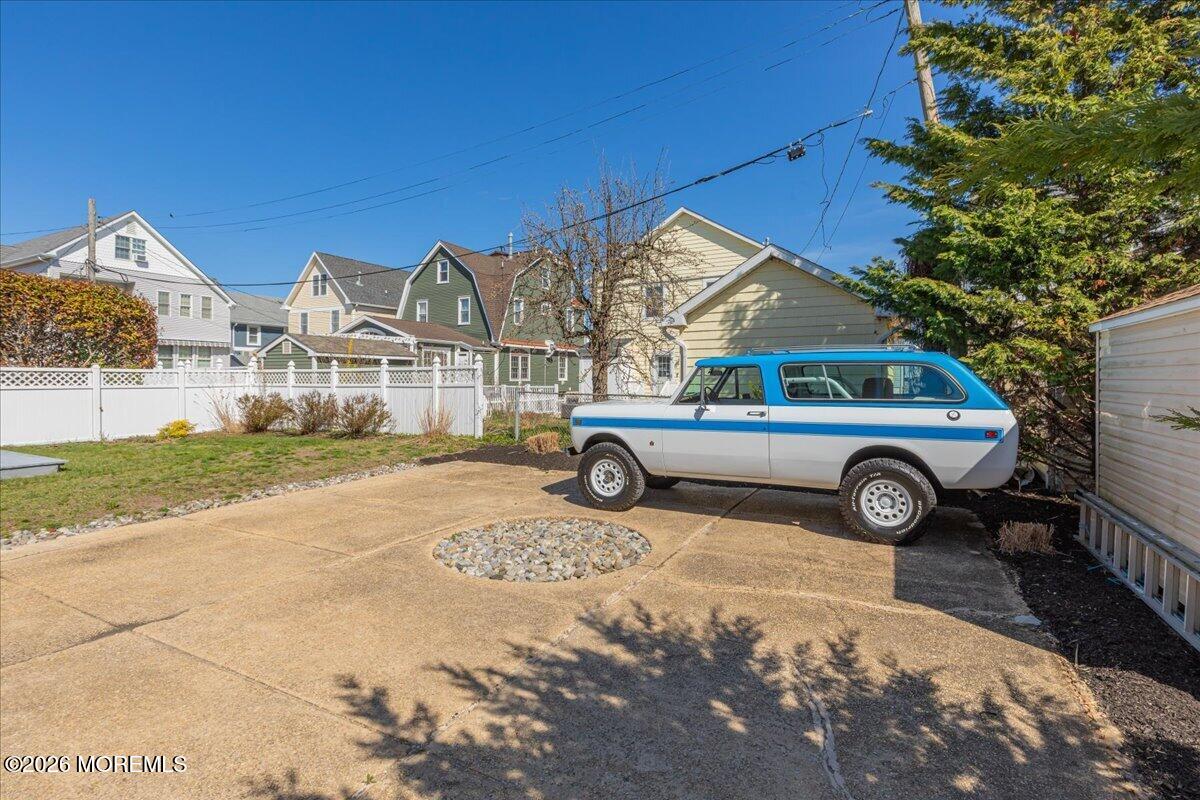 Belmar, New Jersey, 07719, United States, 5 Bedrooms Bedrooms, ,2 BathroomsBathrooms,Residential,Active,2035139