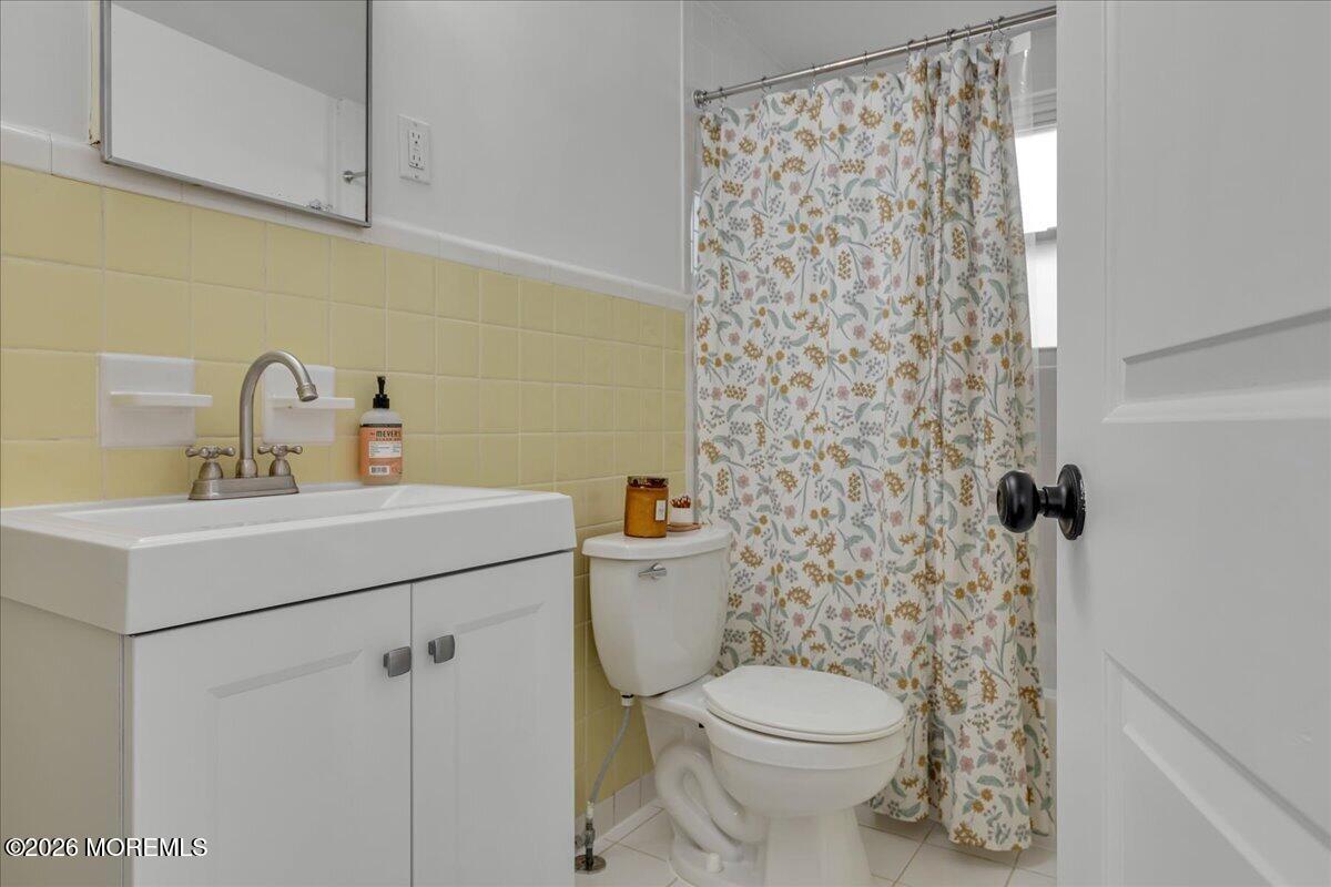 Belmar, New Jersey, 07719, United States, 5 Bedrooms Bedrooms, ,2 BathroomsBathrooms,Residential,Active,2035139