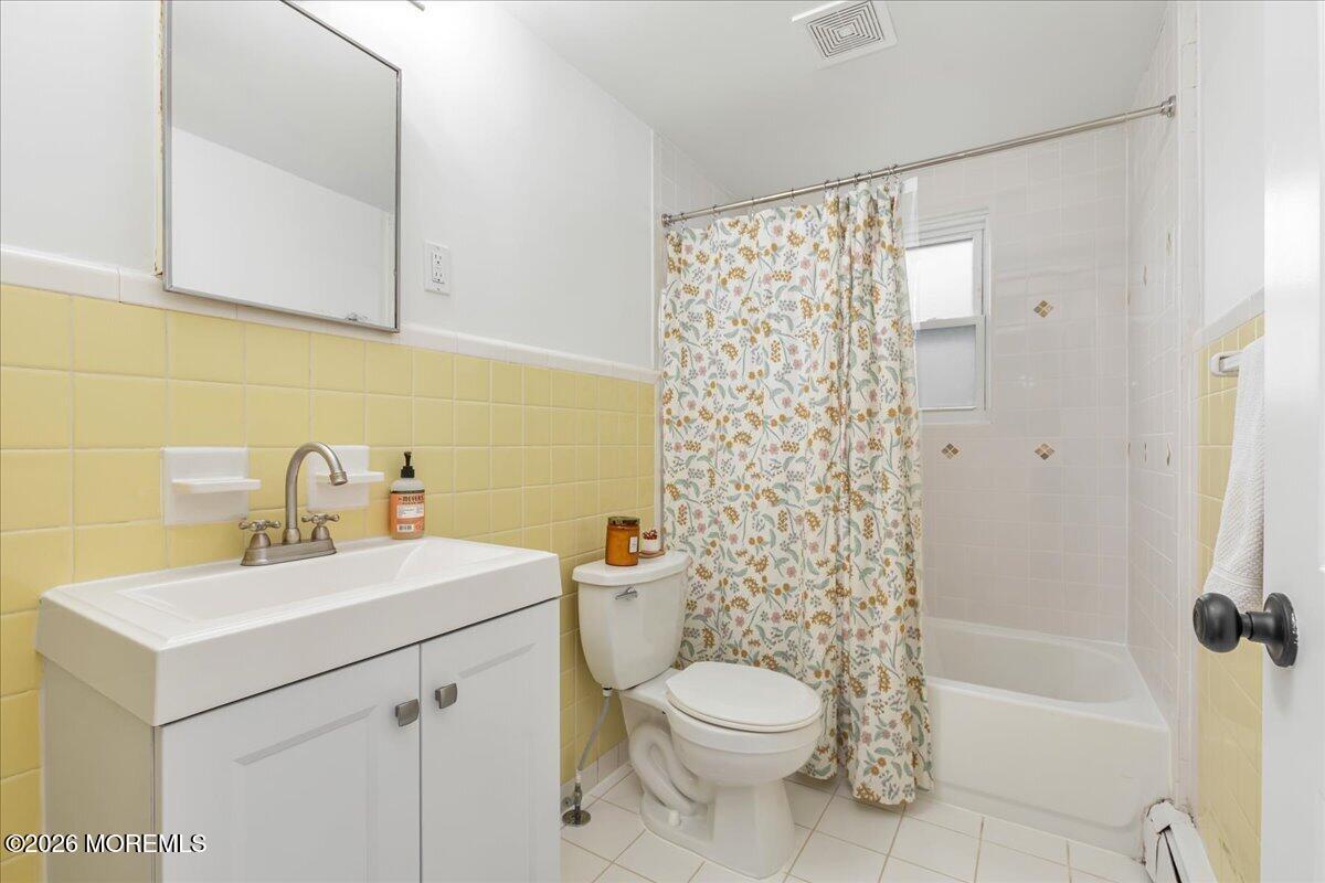 Belmar, New Jersey, 07719, United States, 5 Bedrooms Bedrooms, ,2 BathroomsBathrooms,Residential,Active,2035139