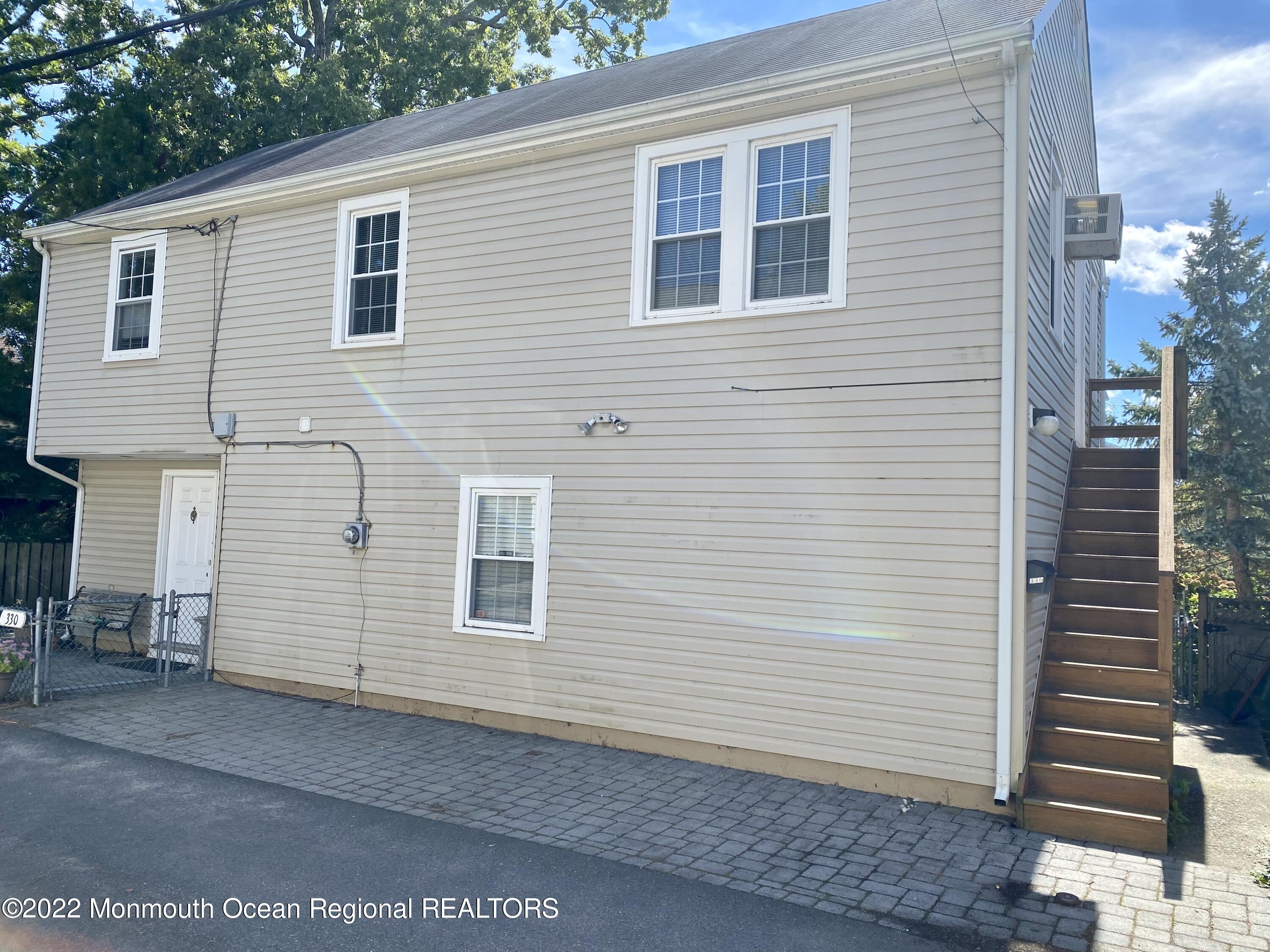 330 Norwood Lane