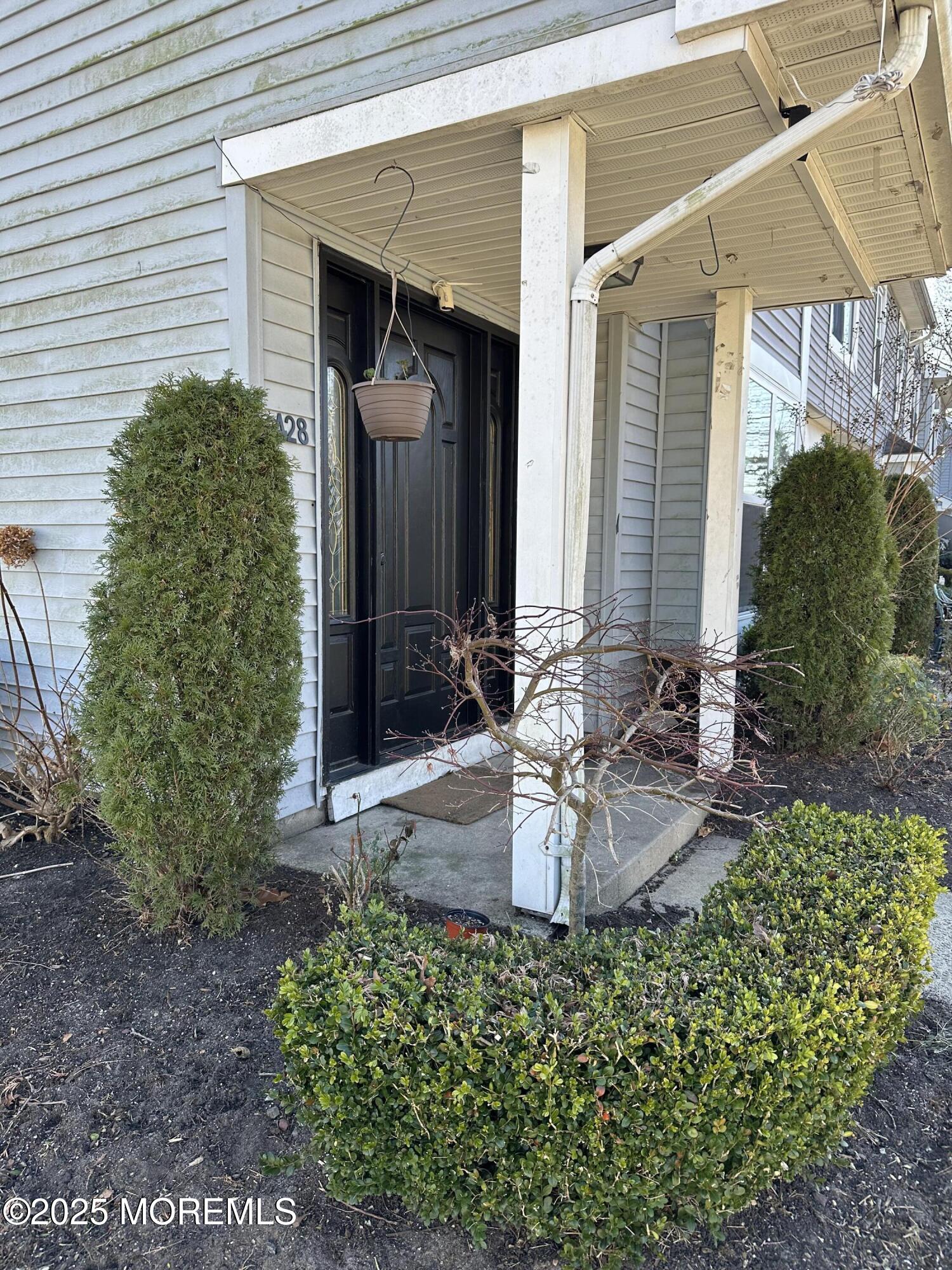 428 Woodlake Manor Drive