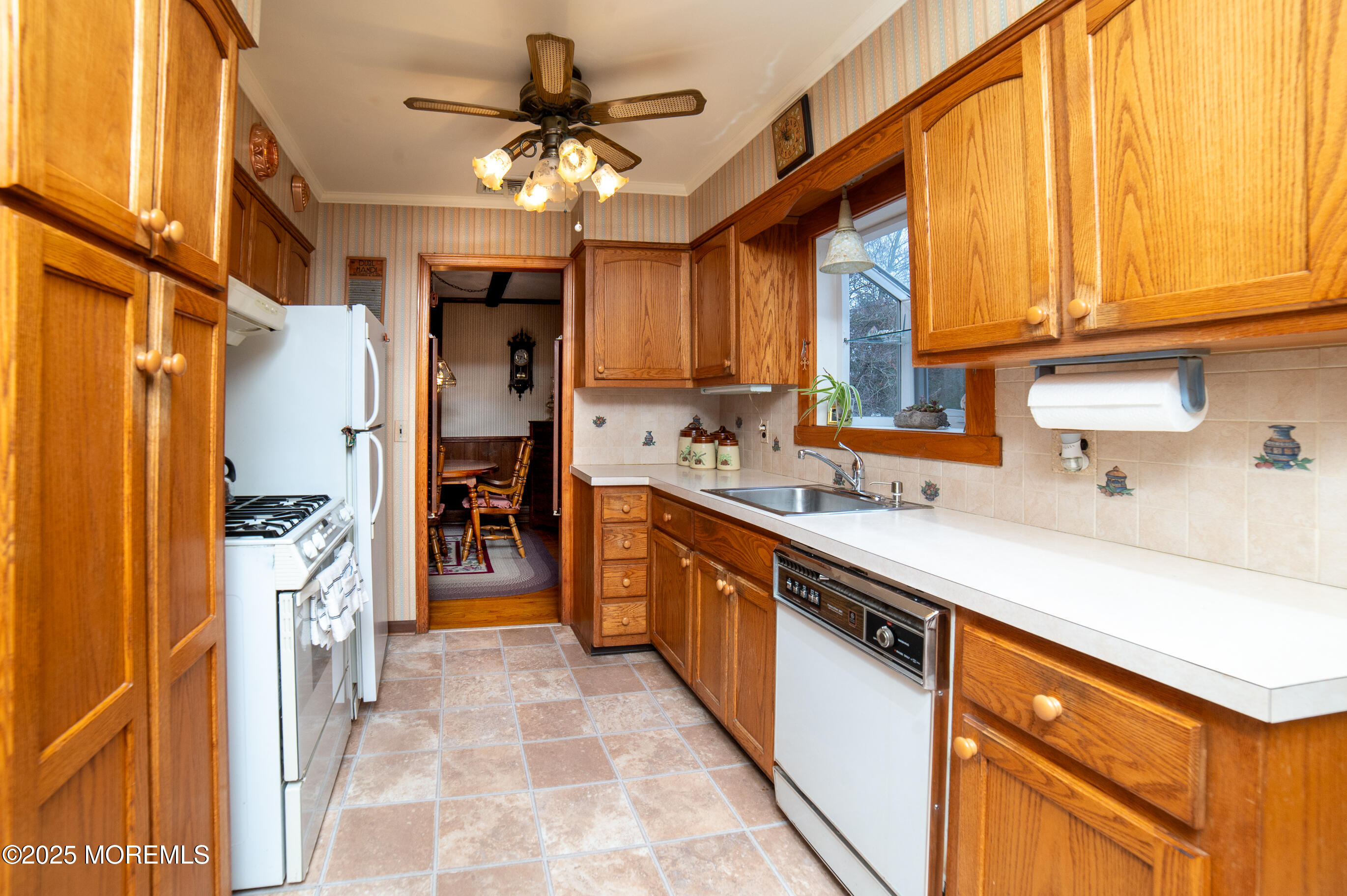 2 Iron Hill Drive, Holmdel, New Jersey image 10