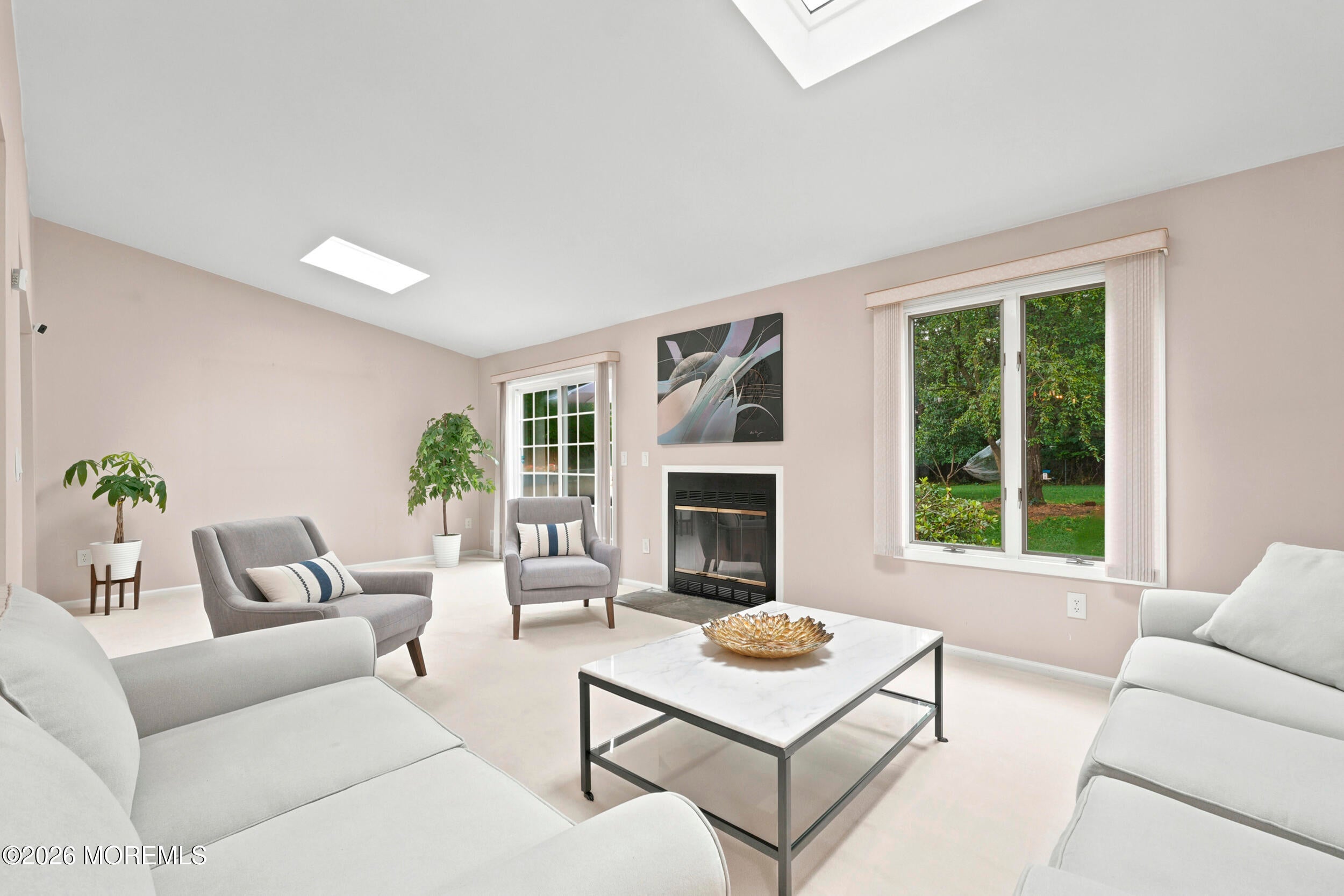 137 Redpine Loop