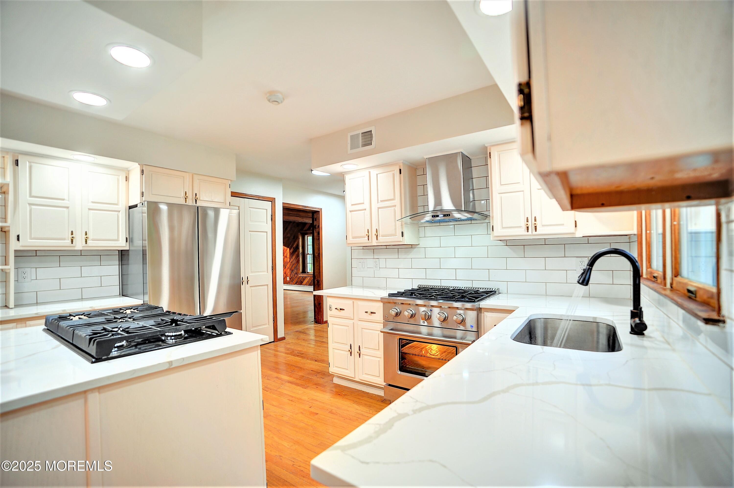705 Princeton Road, Lanoka Harbor, South Dakota image 29