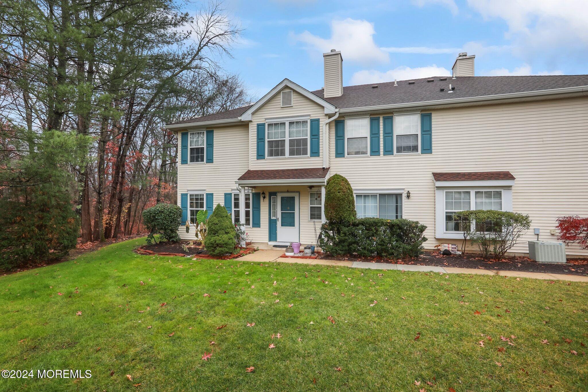 516 Tivoli Court, Morganville, New Jersey image 2