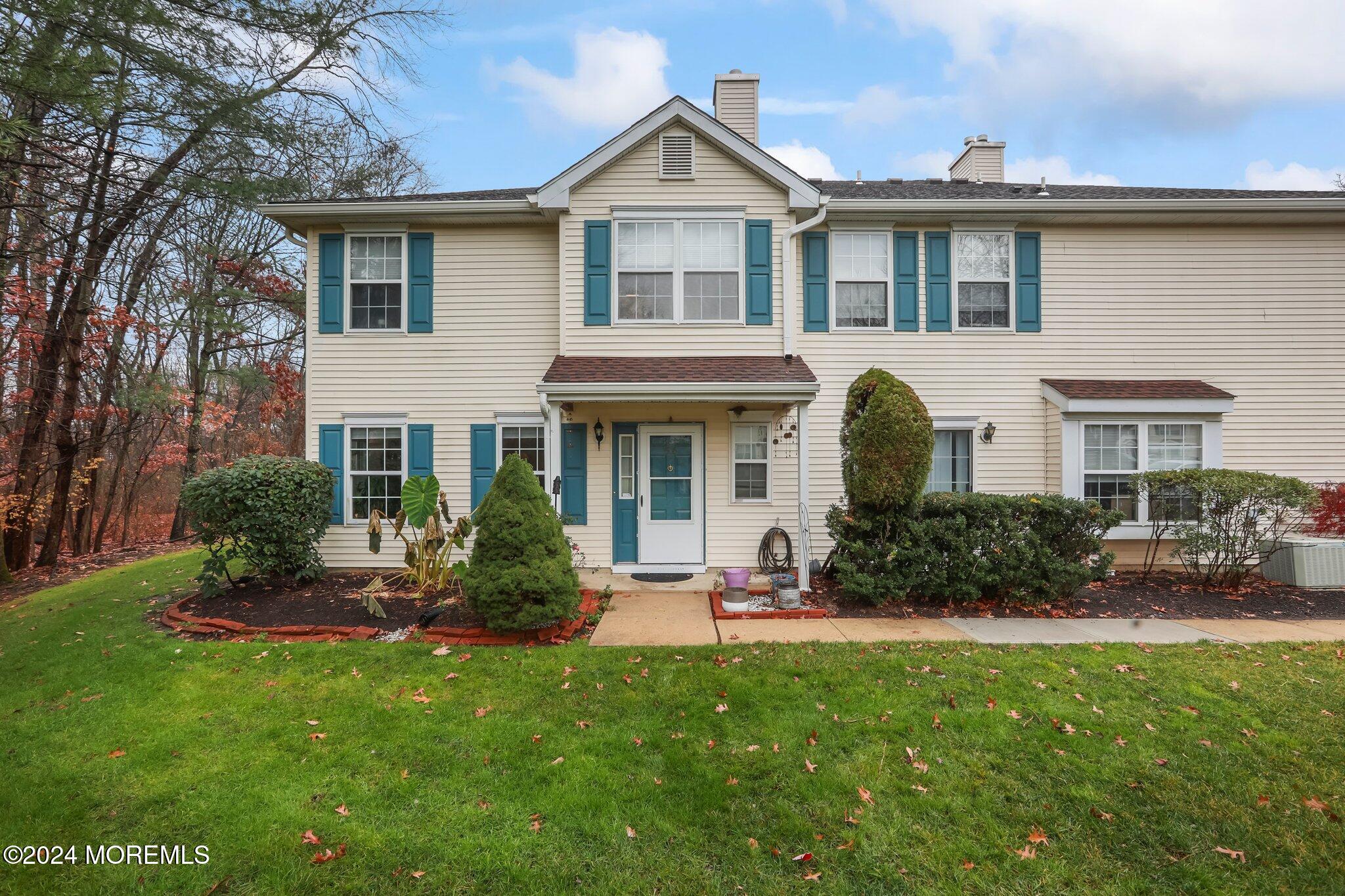 516 Tivoli Court, Morganville, New Jersey image 3