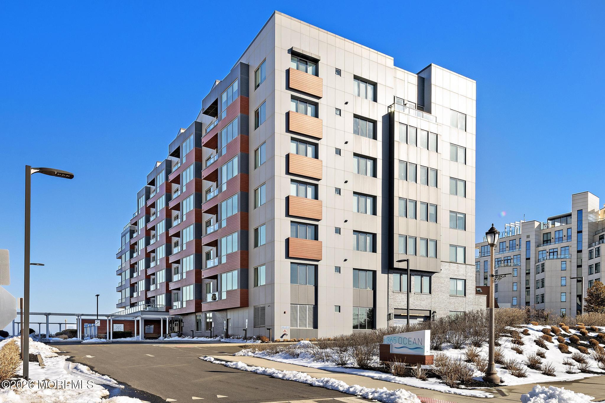 365 N Ocean Boulevard 301