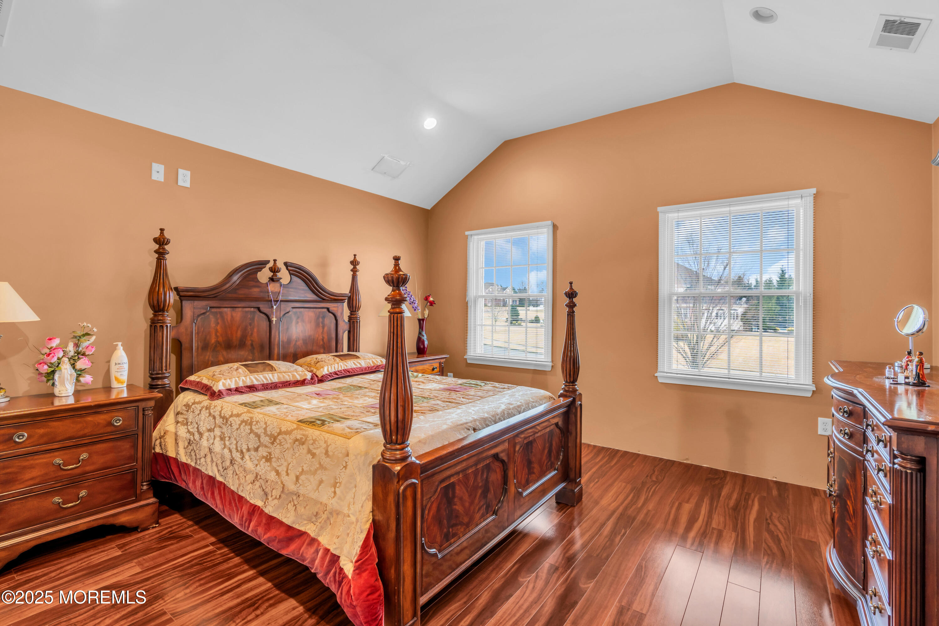 8 Saxon Court, Freehold, New Jersey image 36