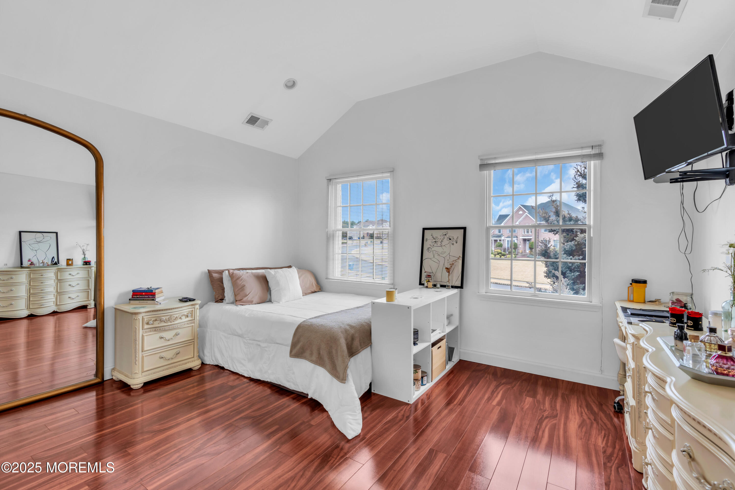 8 Saxon Court, Freehold, New Jersey image 50