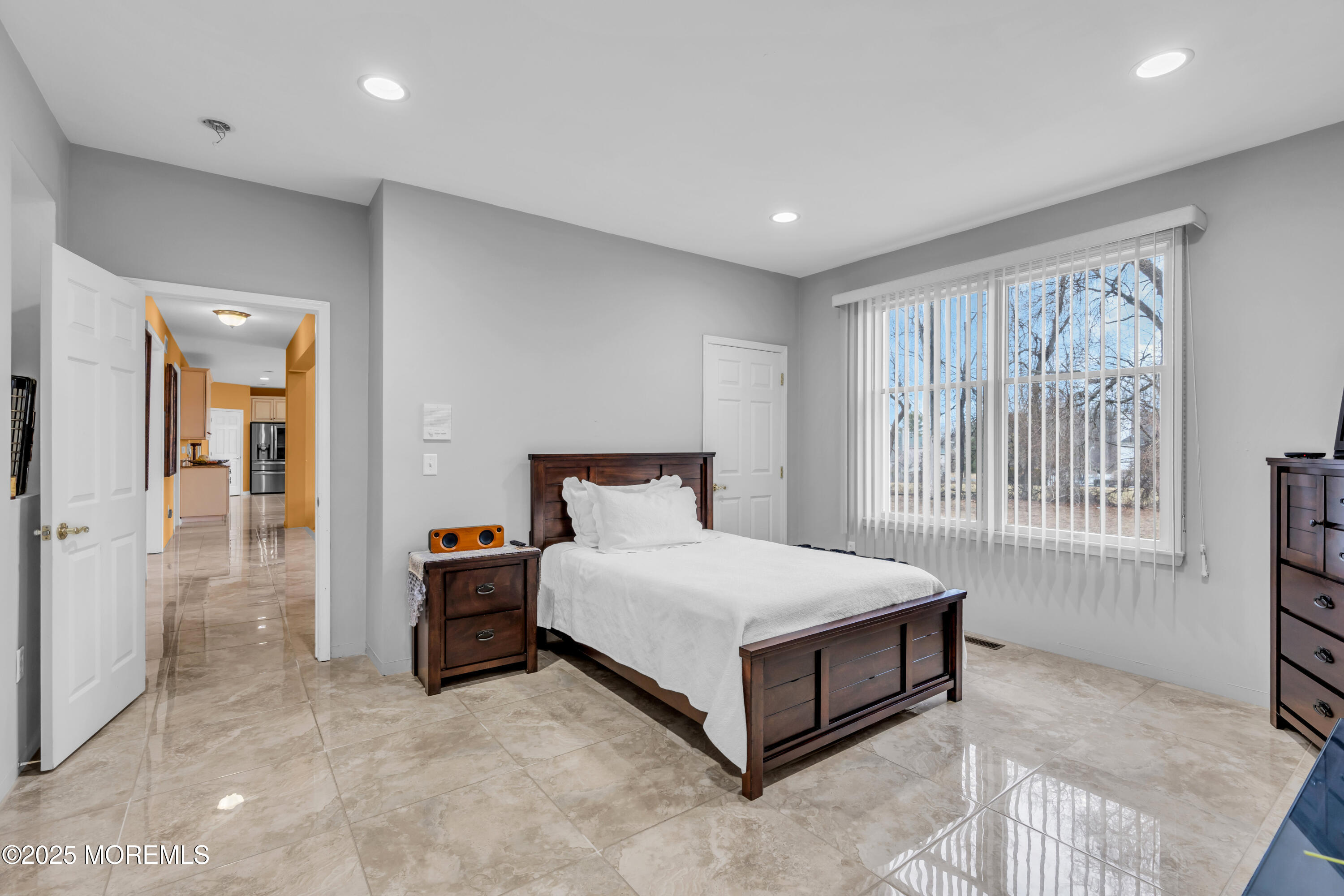 8 Saxon Court, Freehold, New Jersey image 16