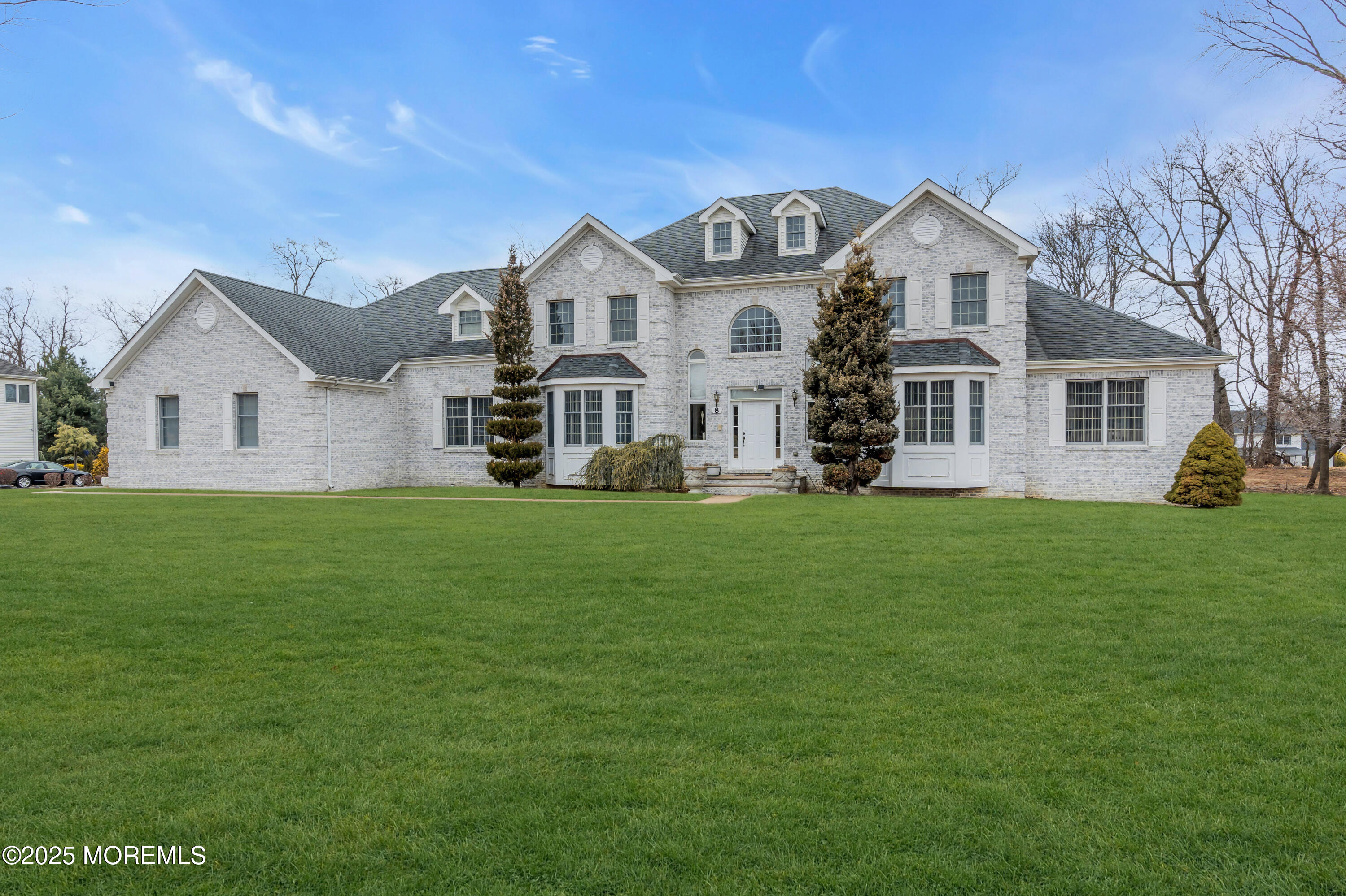 8 Saxon Court, Freehold, New Jersey image 1