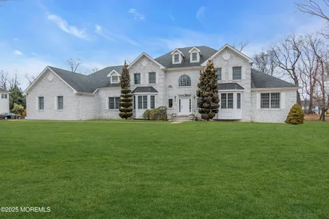 8 Saxon Court, Freehold, NJ 07728 - MLS#: 22505654