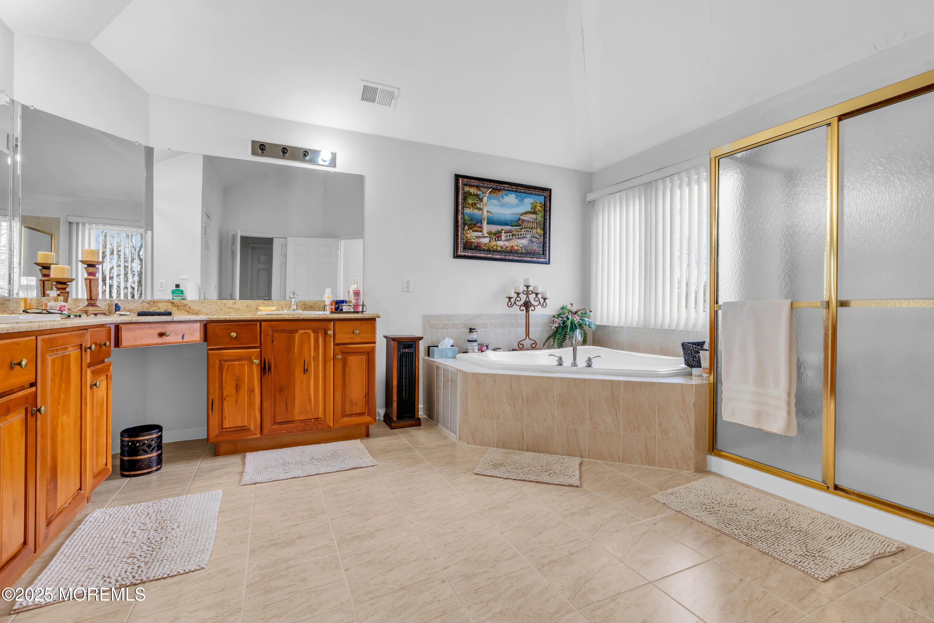 8 Saxon Court, Freehold, New Jersey image 43