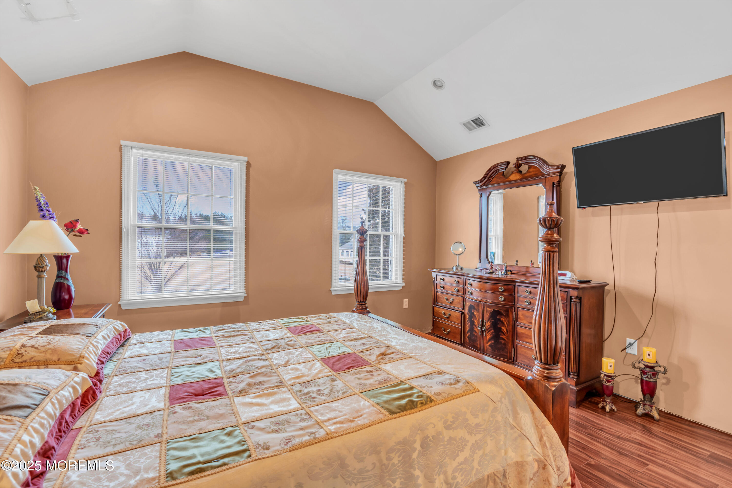 8 Saxon Court, Freehold, New Jersey image 38