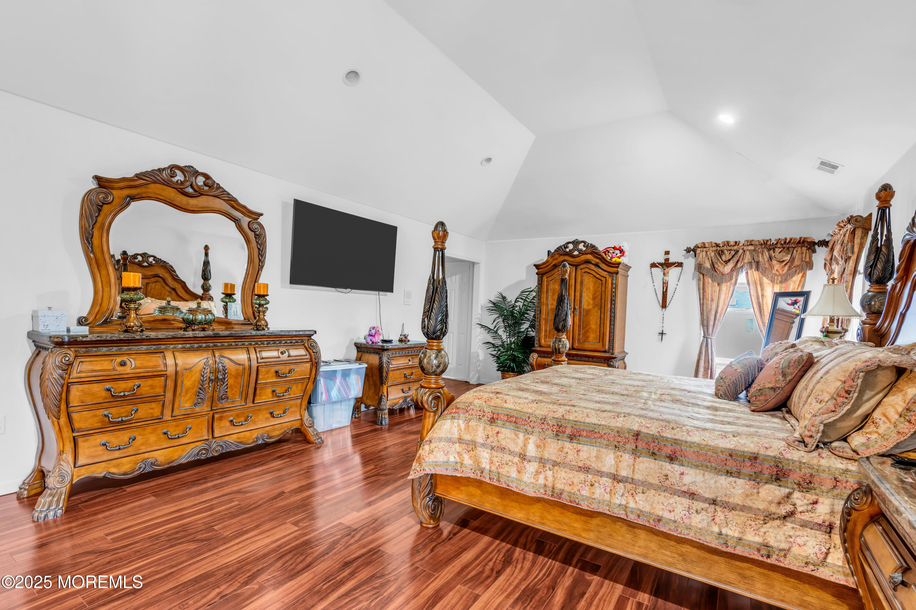 8 Saxon Court, Freehold, New Jersey image 41