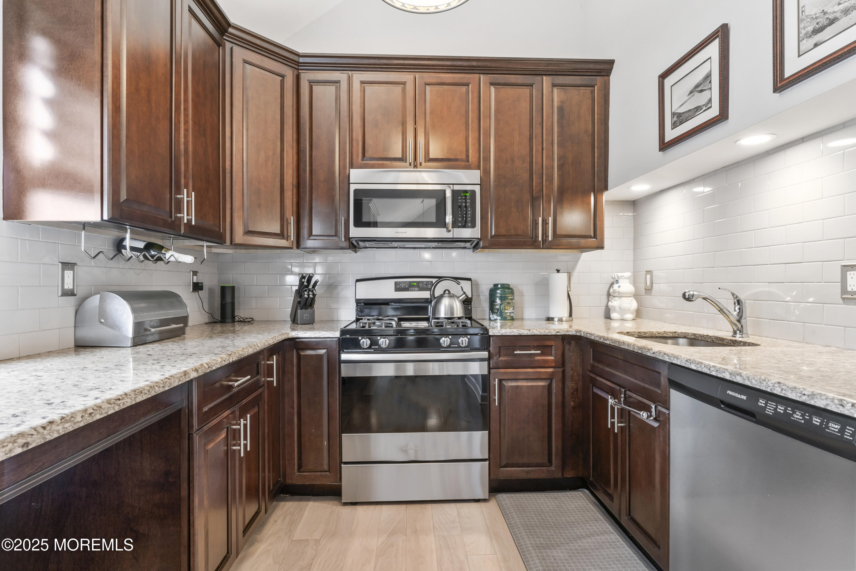 21 Haug Street, Union Beach, New Jersey image 5