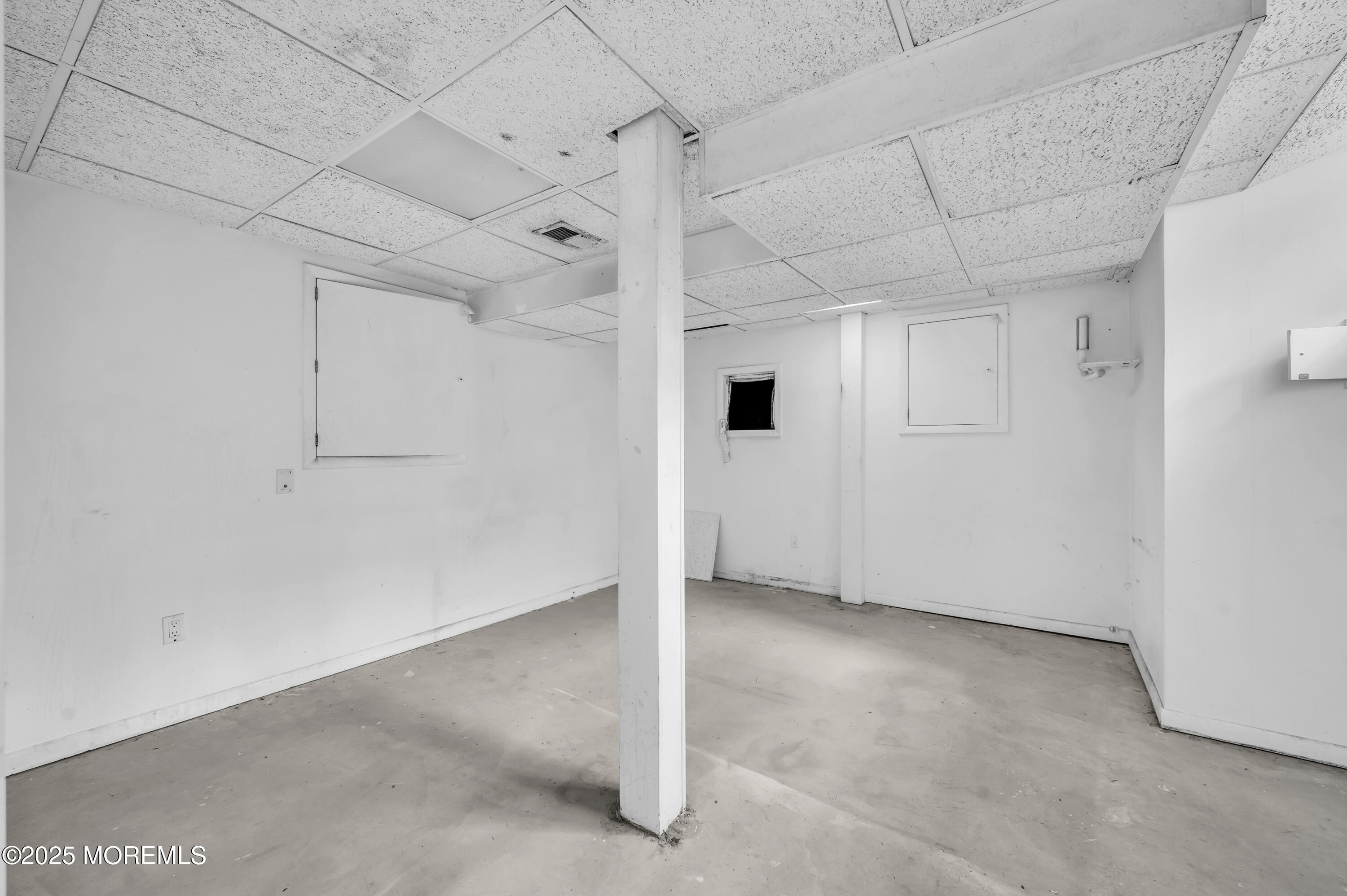 2100 Princeton Court, Allenwood, New Jersey image 29