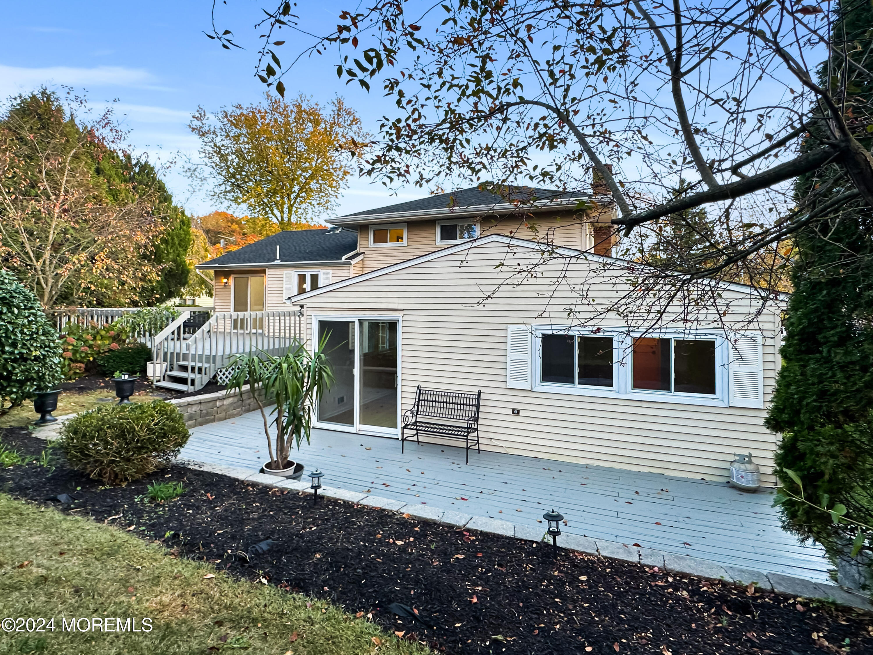 293 Richard Street, Belford, New Jersey image 36