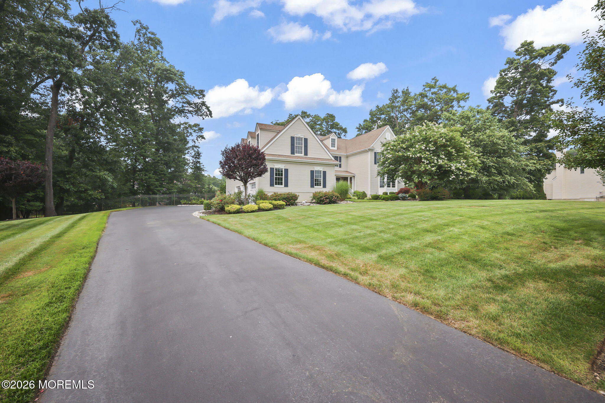 4 Breckenridge Court