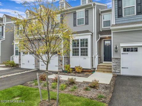 Photo of 314 Auburn Terrace, Manalapan, NJ 07726 (MLS # 22531409)