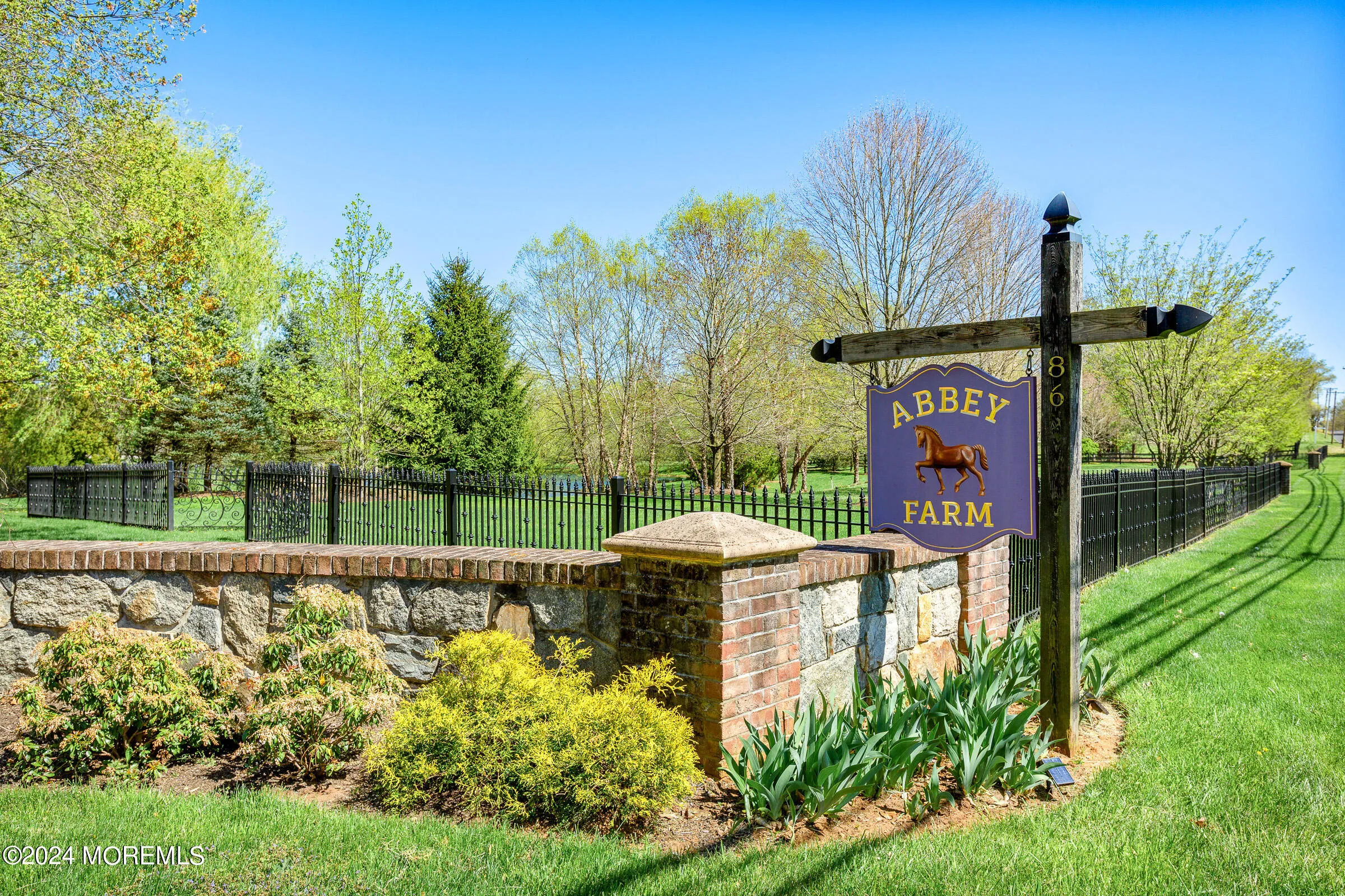 Colts Neck, New Jersey 07722, United States, 6 Bedrooms Bedrooms, ,9 BathroomsBathrooms,Residential,Active,46911