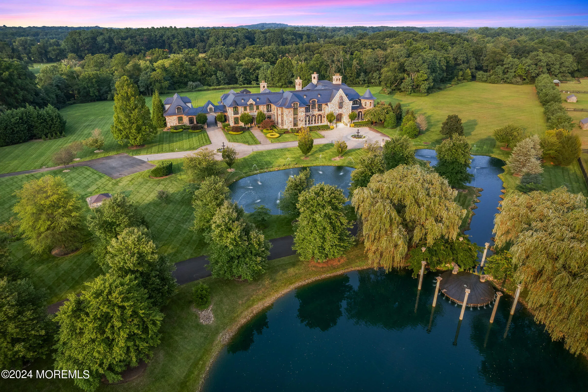 Colts Neck, New Jersey 07722, United States, 6 Bedrooms Bedrooms, ,9 BathroomsBathrooms,Residential,Active,46911