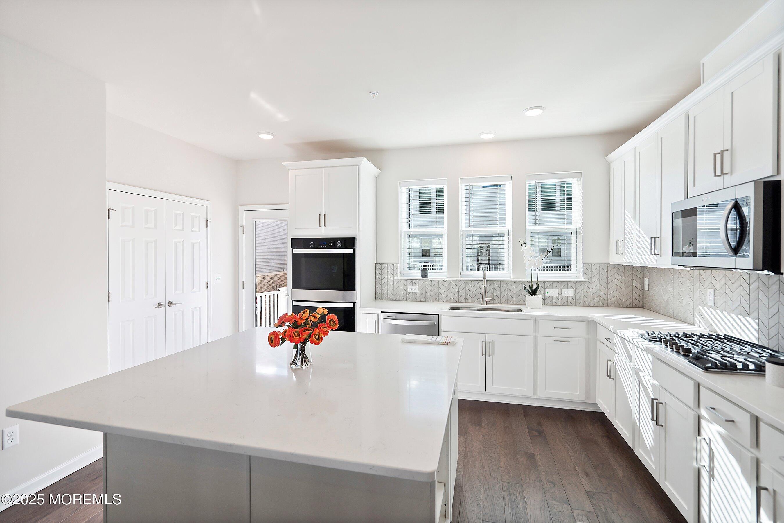 14 Sunset Road