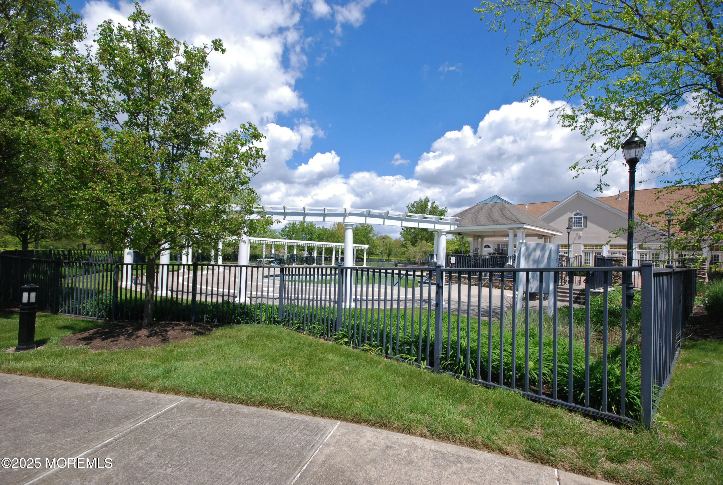 Allentown, New Jersey 08501, United States, 2 Bedrooms Bedrooms, ,2 BathroomsBathrooms,Residential,Active,174866