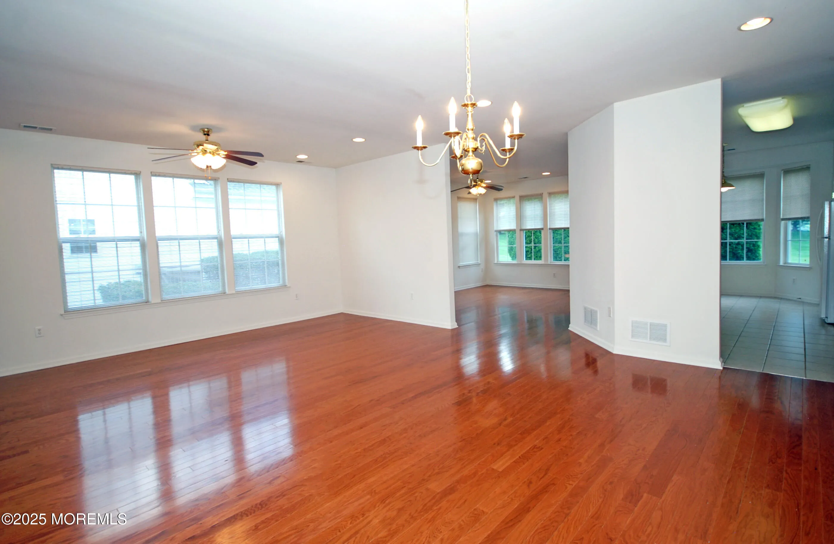 Allentown, New Jersey 08501, United States, 2 Bedrooms Bedrooms, ,2 BathroomsBathrooms,Residential,Active,174866