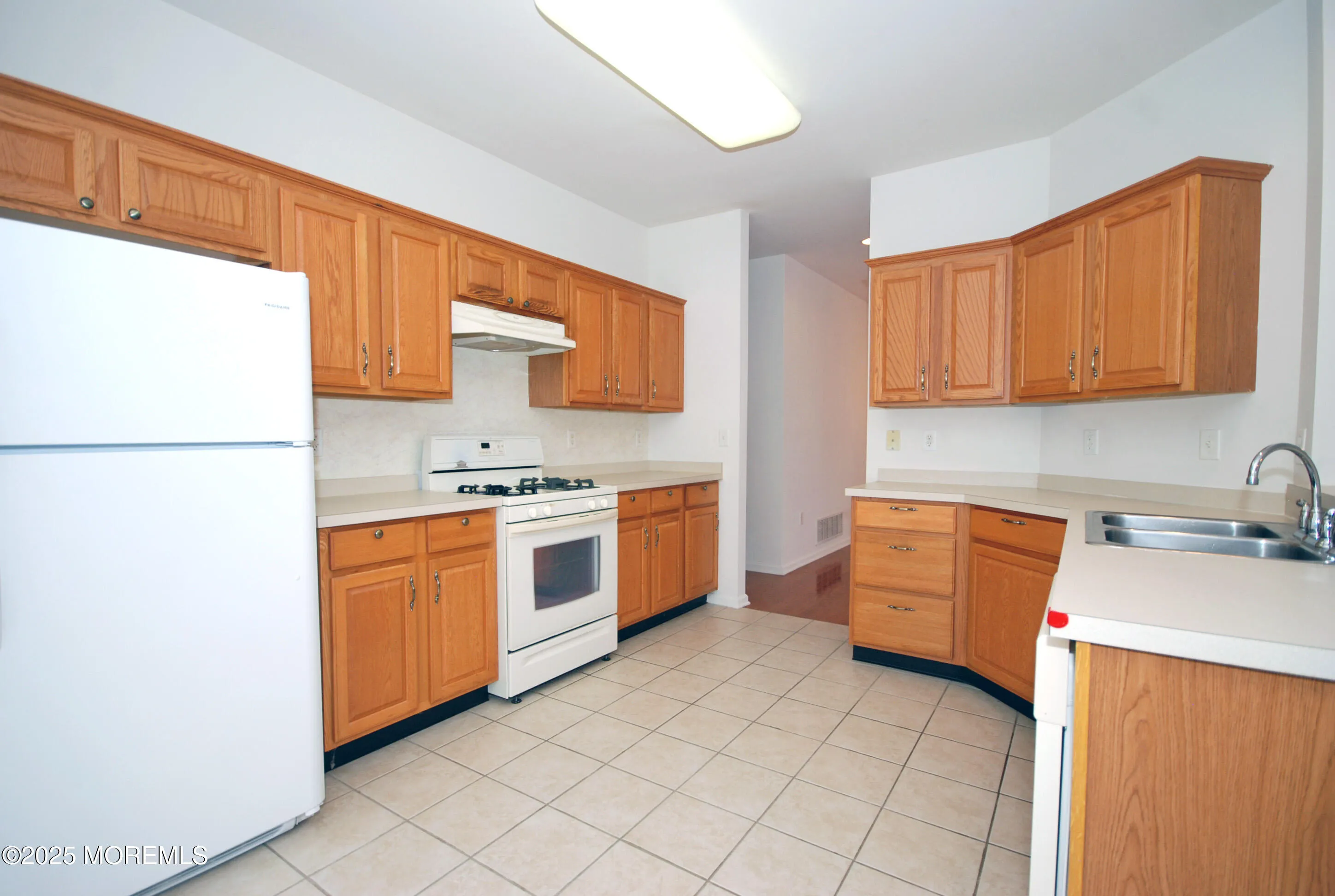 Allentown, New Jersey 08501, United States, 2 Bedrooms Bedrooms, ,2 BathroomsBathrooms,Residential,Active,174866