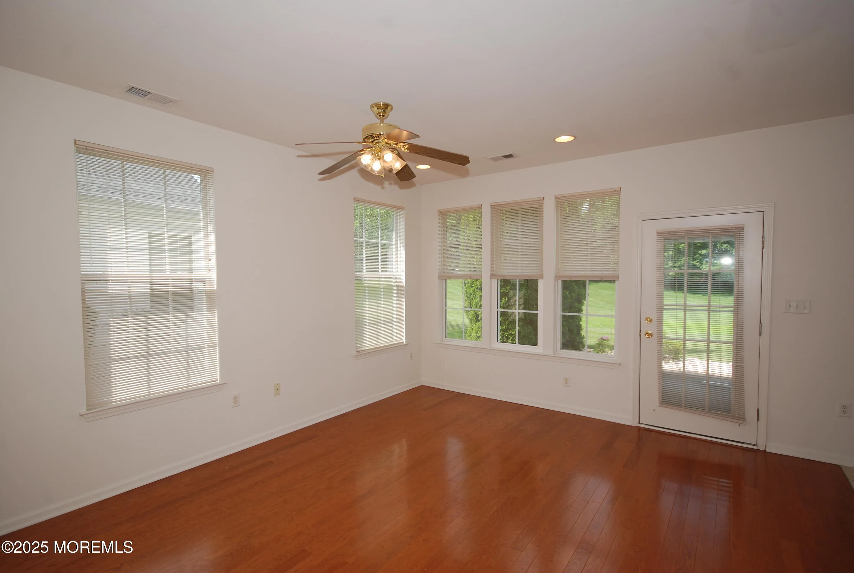 Allentown, New Jersey 08501, United States, 2 Bedrooms Bedrooms, ,2 BathroomsBathrooms,Residential,Active,174866