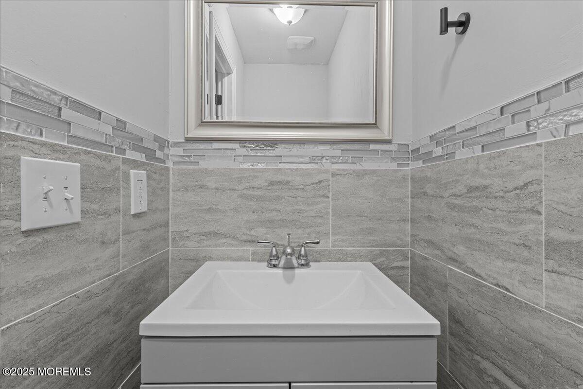 380 Evergreen Drive, Brick, New Jersey image 19