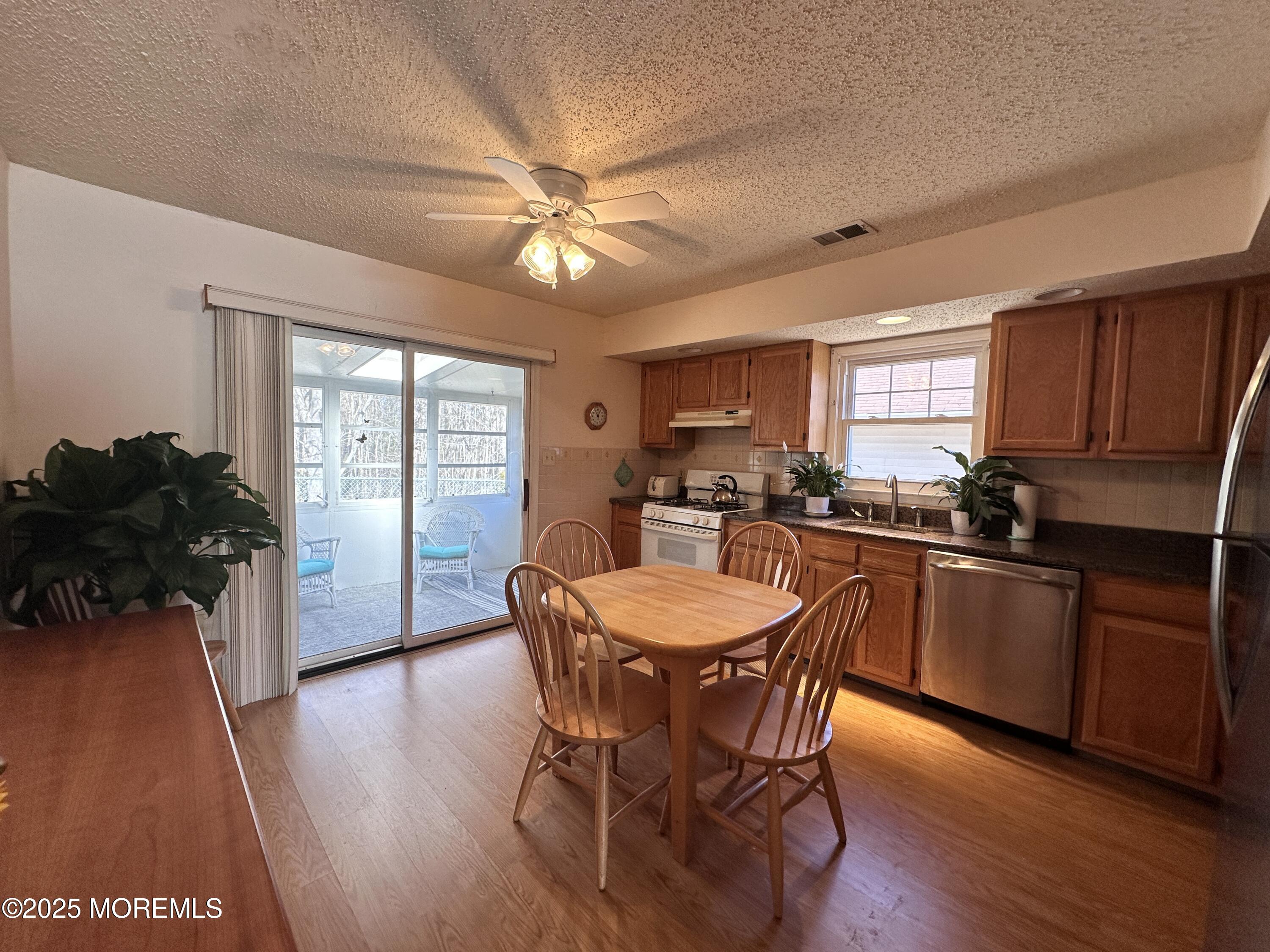 10 Deer Run Lane, Brick, New Jersey image 6