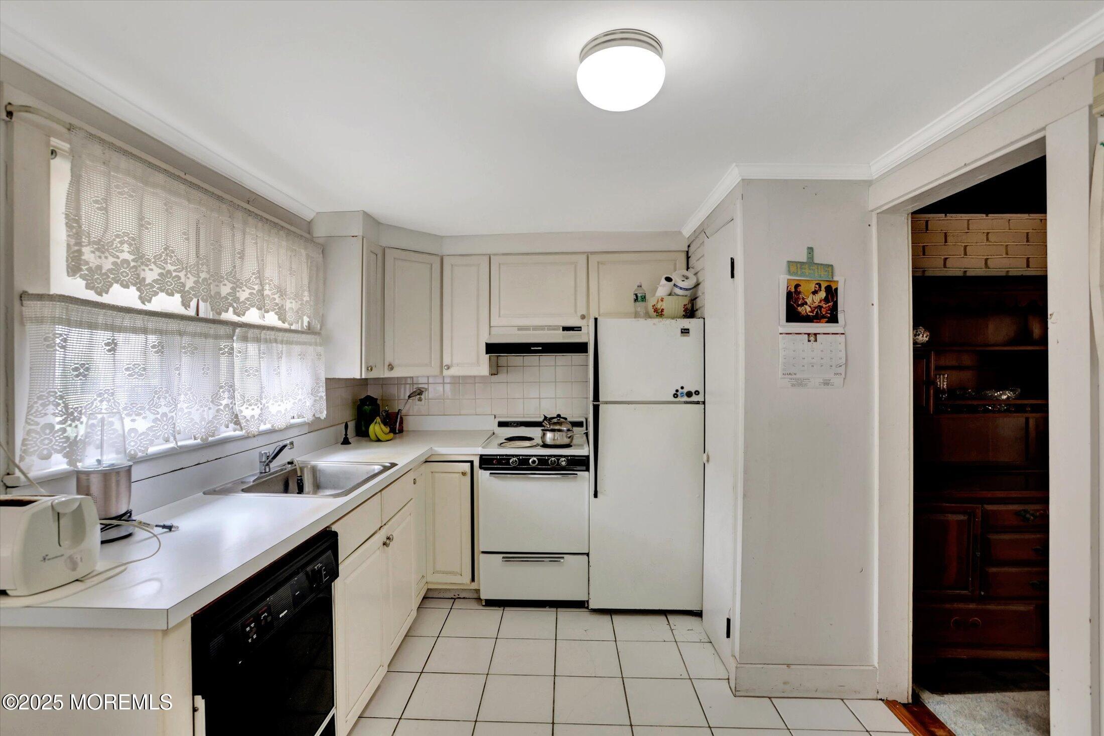 501 Leslie Avenue, Brielle, New Jersey image 26