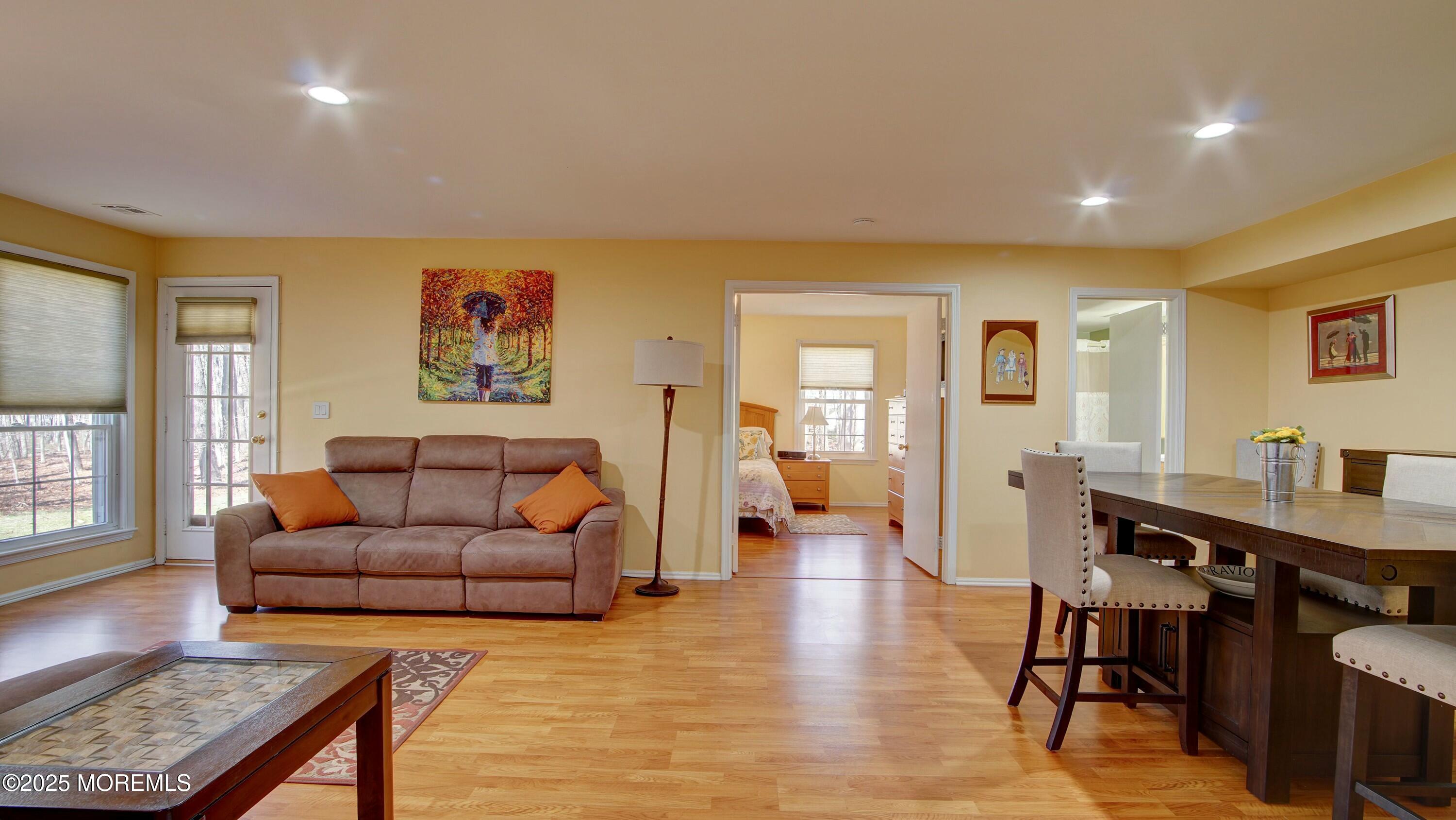 362 Mayfair Place, Morganville, New Jersey image 10