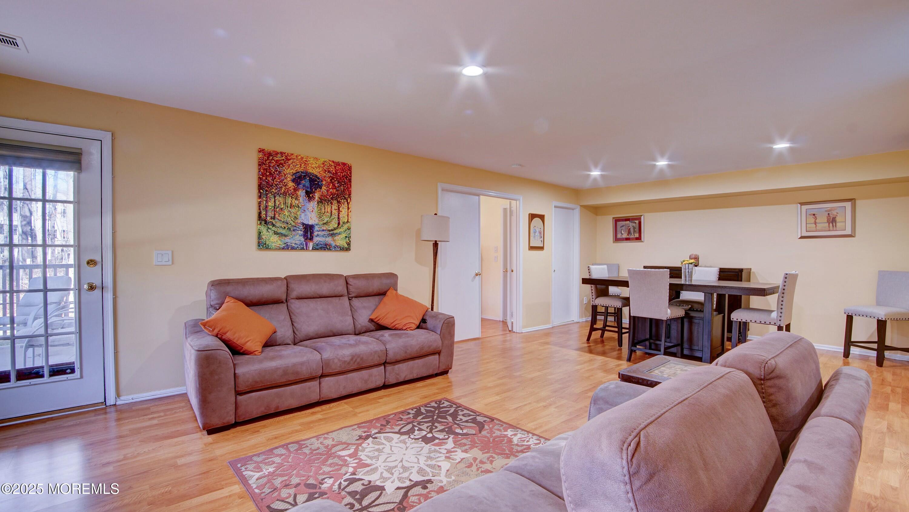 362 Mayfair Place, Morganville, New Jersey image 11