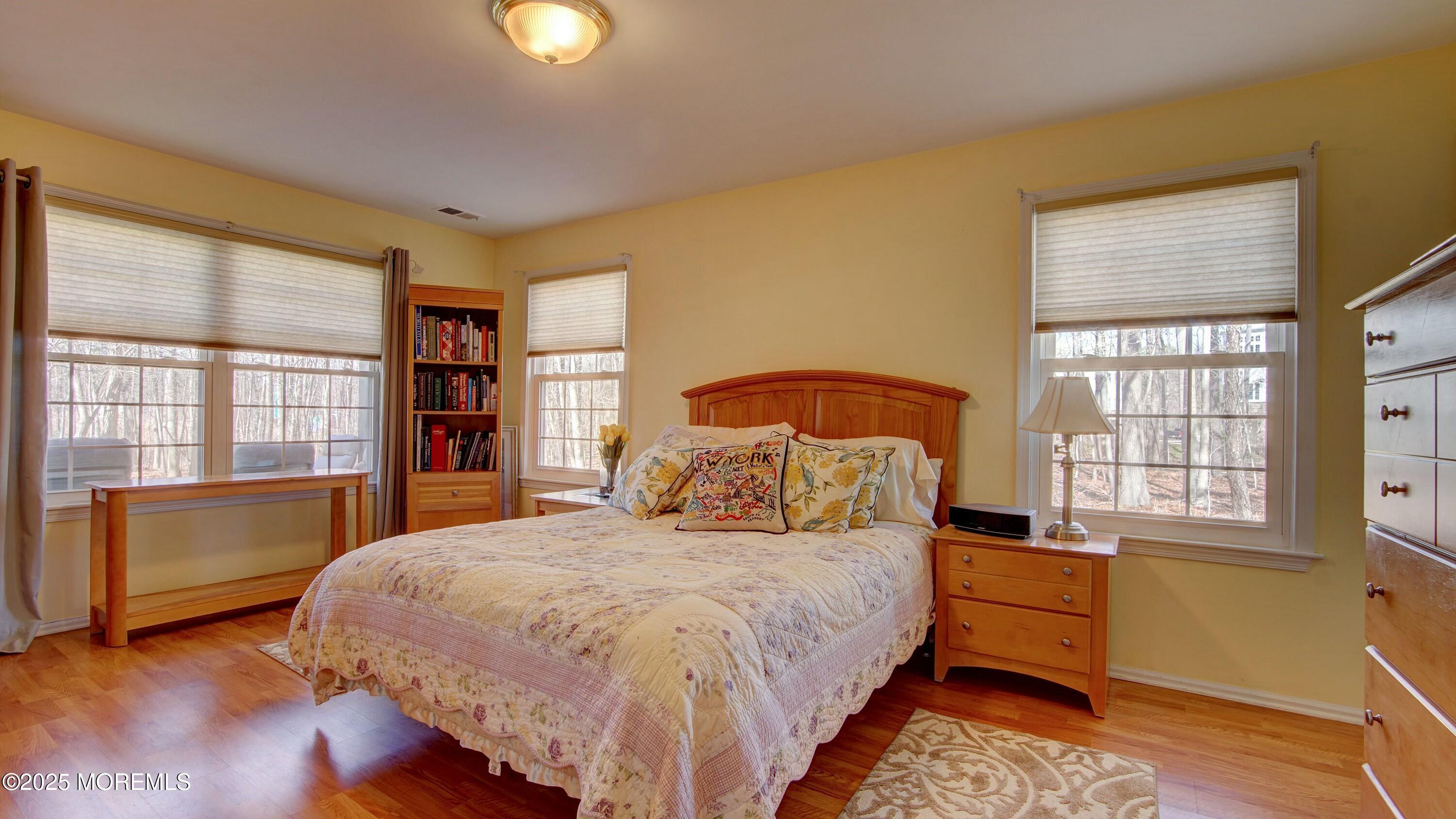 362 Mayfair Place, Morganville, New Jersey image 16