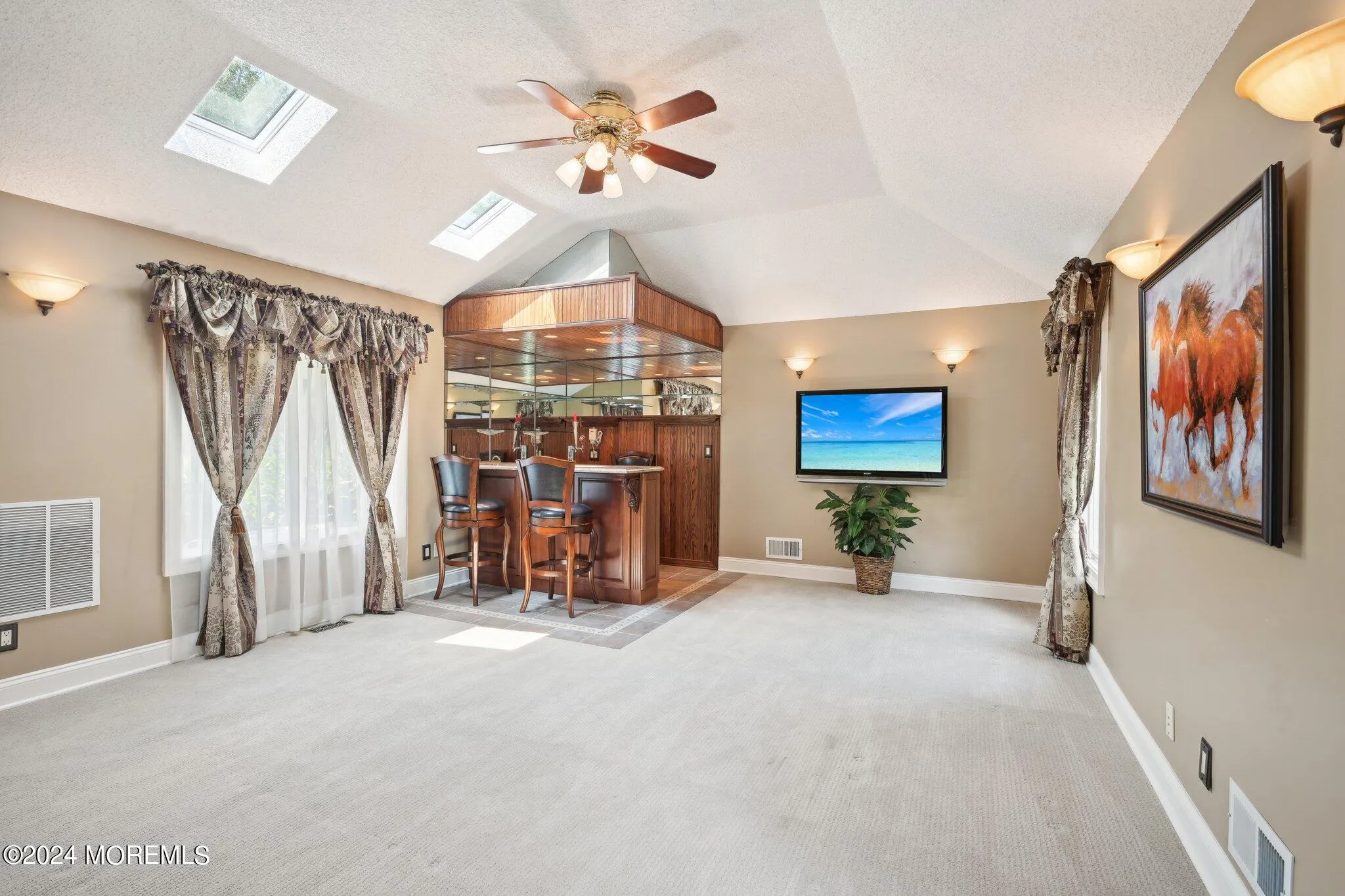 Millstone, New Jersey 08510, United States, 4 Bedrooms Bedrooms, ,3 BathroomsBathrooms,Residential,Pending,49051