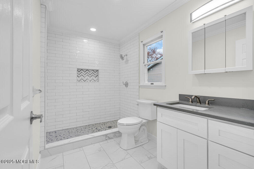1396 Gleniffer Hill Road, Toms River, New Jersey image 23