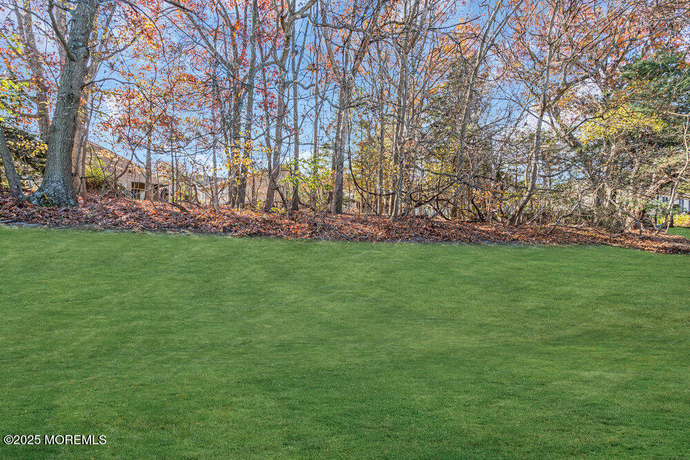 1396 Gleniffer Hill Road, Toms River, New Jersey image 38